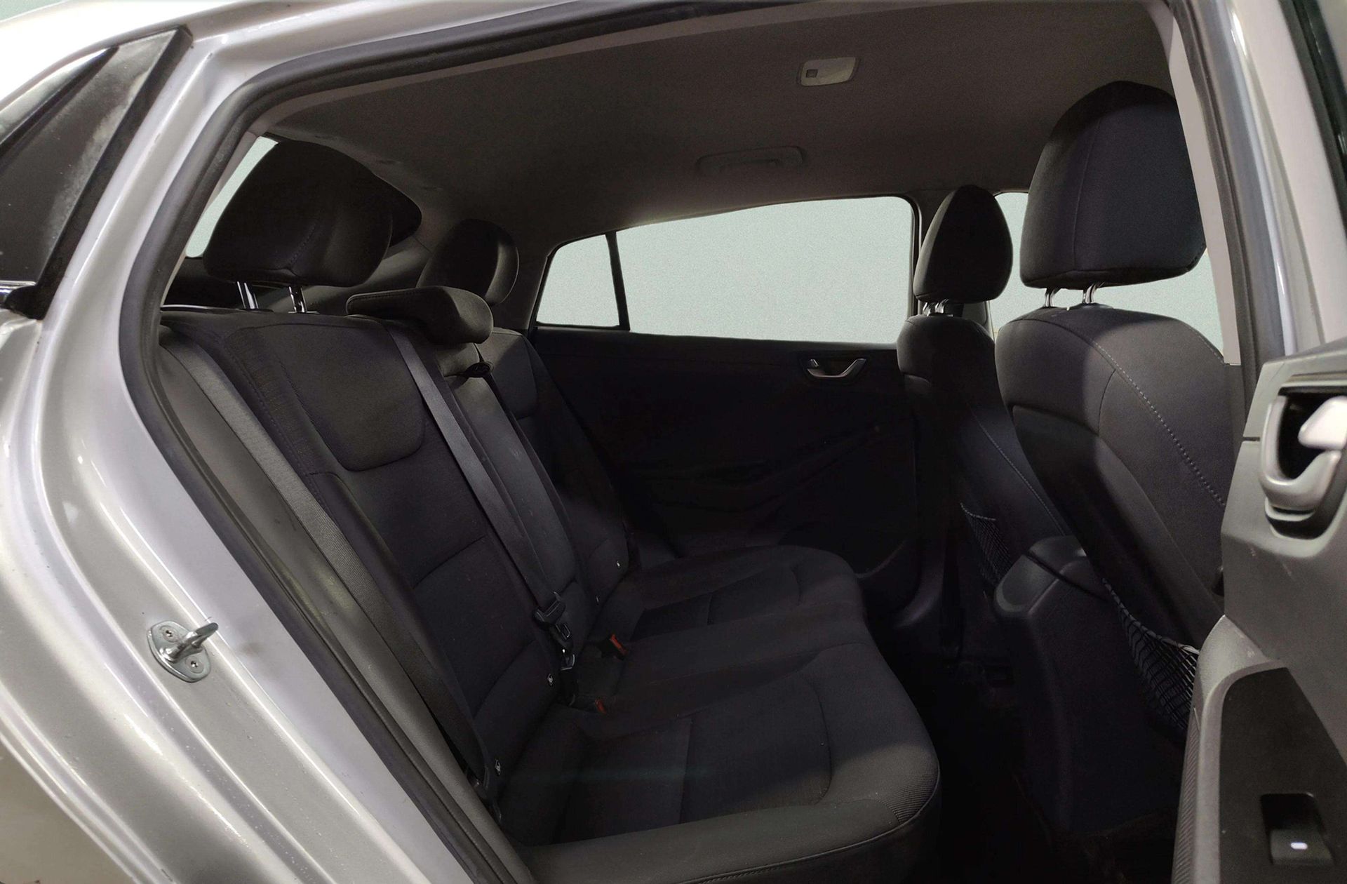 Hyundai Ioniq 1.6 GDI HEV Klass DT - foto 18