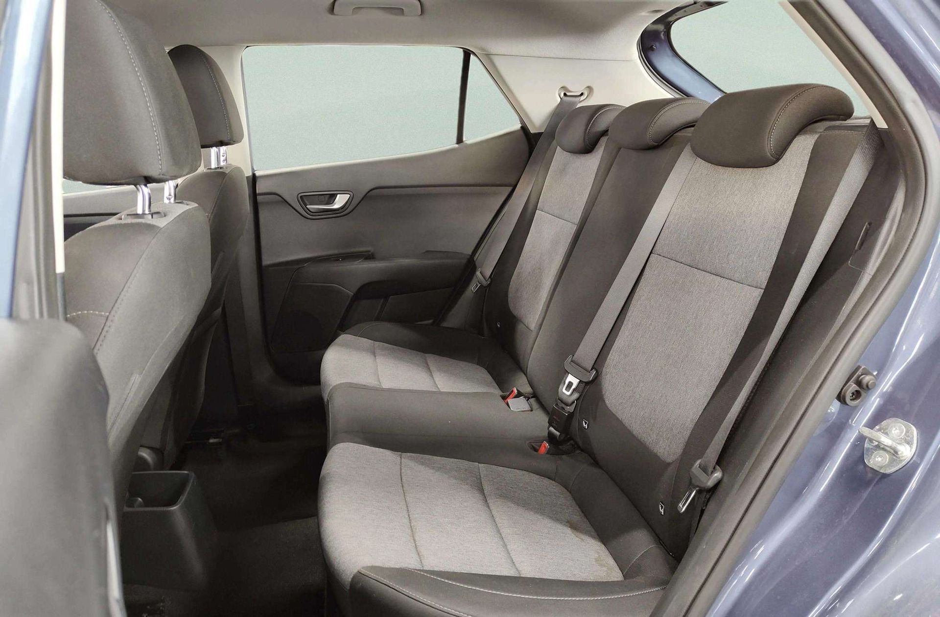 Kia Stonic 1.0 T-GDi Drive DCT - foto 12