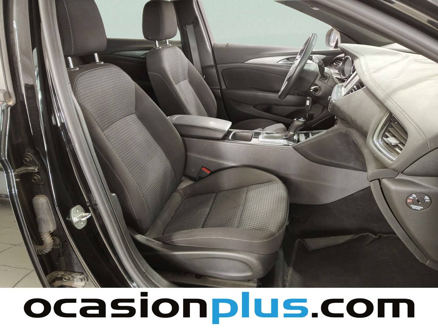 Foto Opel Insignia Opel Insignia Sports Tourer 1.5 D DVH Business Edition AT8 (122 CV)