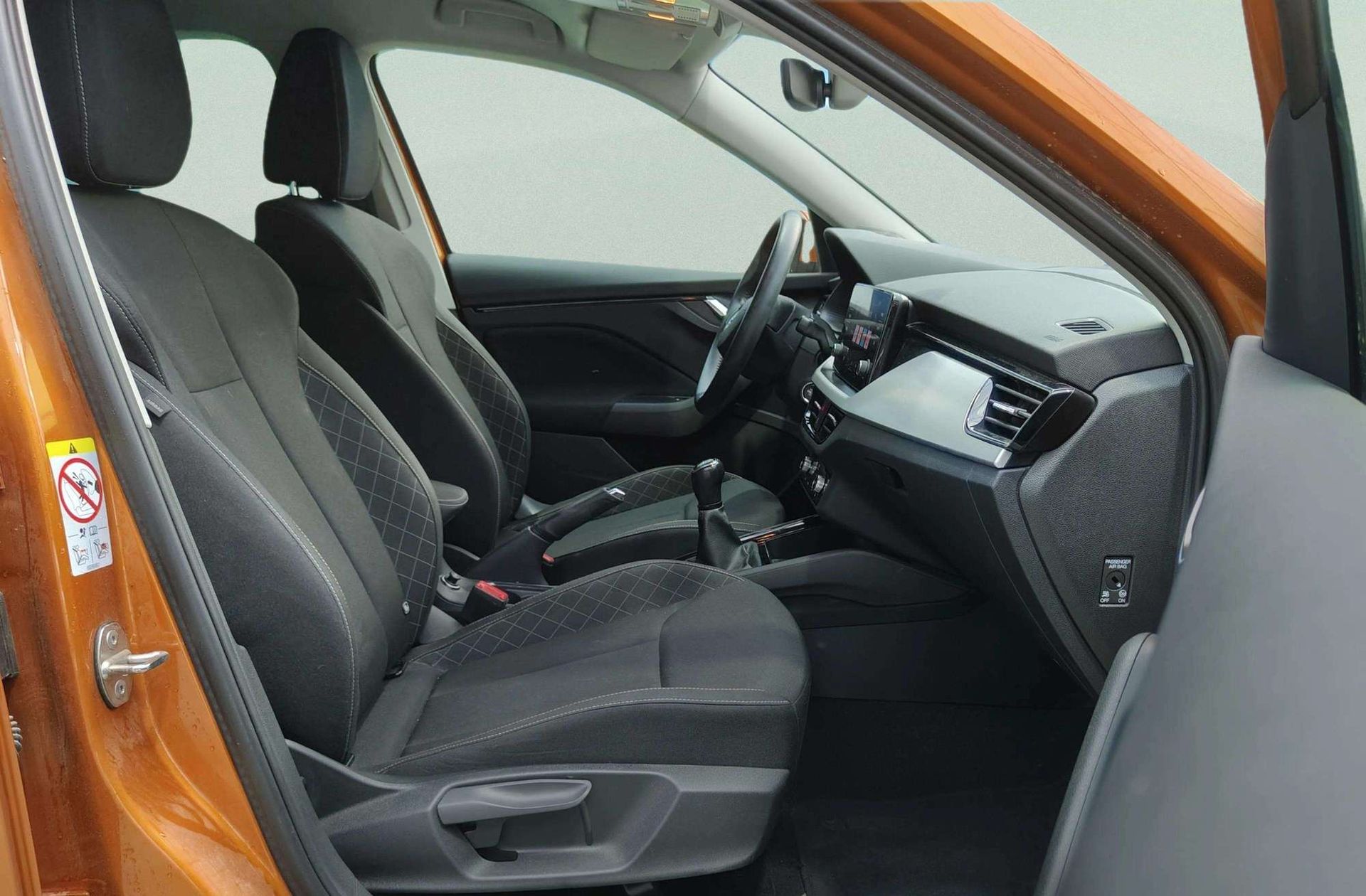 Škoda Kamiq 1.0 TSI Emotion - foto 20