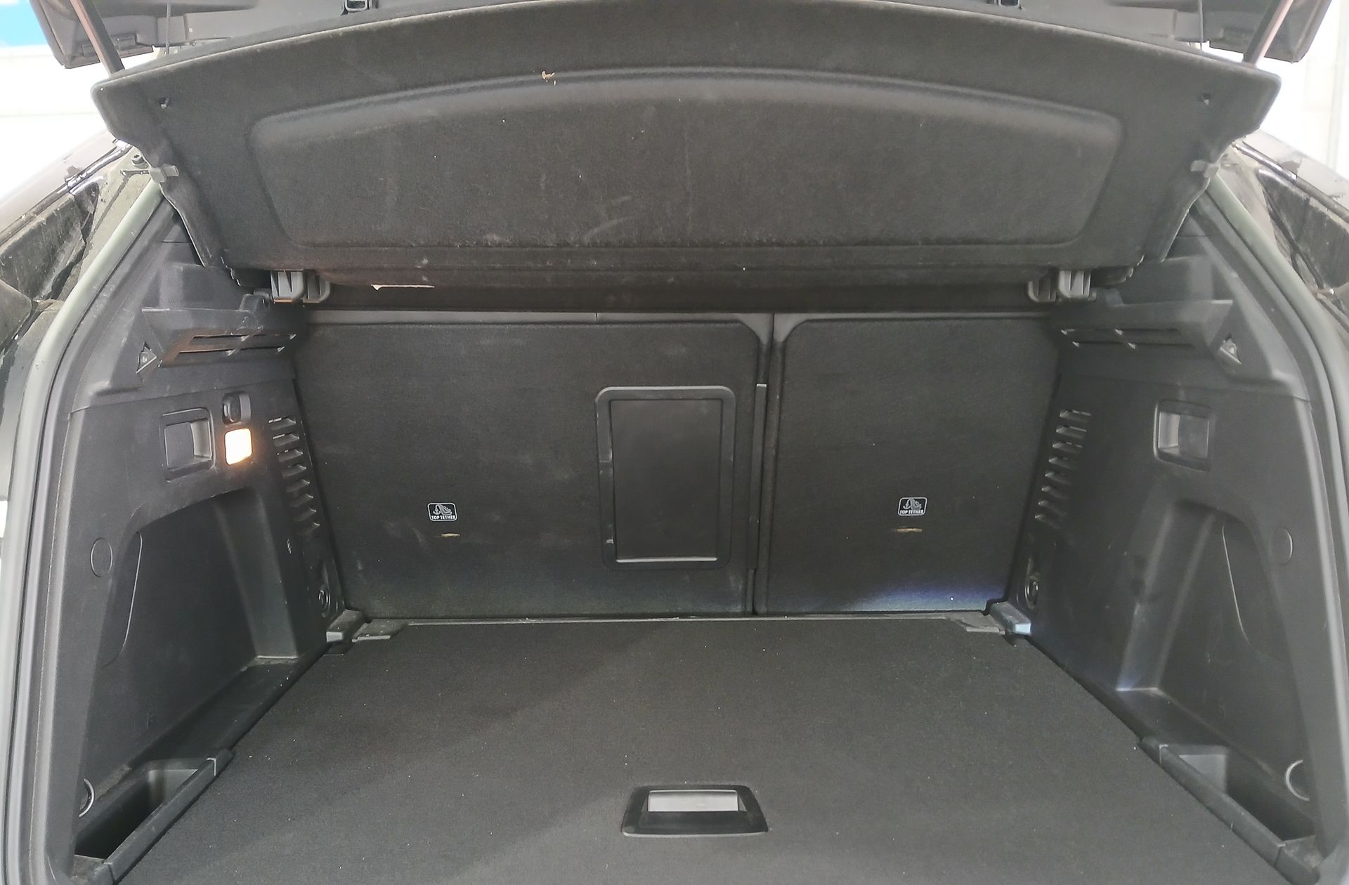 Peugeot 3008 PureTech 130 Allure Pack EAT8 - foto 18