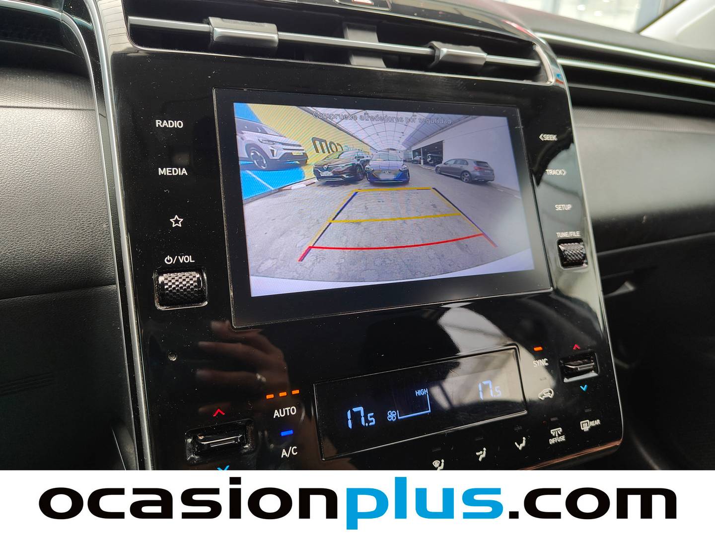 Equipamiento del Hyundai Tucson Hyundai Tucson 1.6 TGDI HEV Maxx Auto (230 CV)