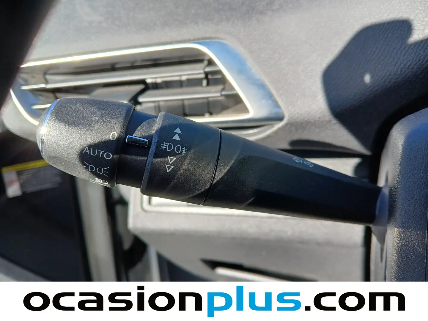 Foto Peugeot 3008 Peugeot 3008 PureTech 130 S&S GT Line (130 CV)