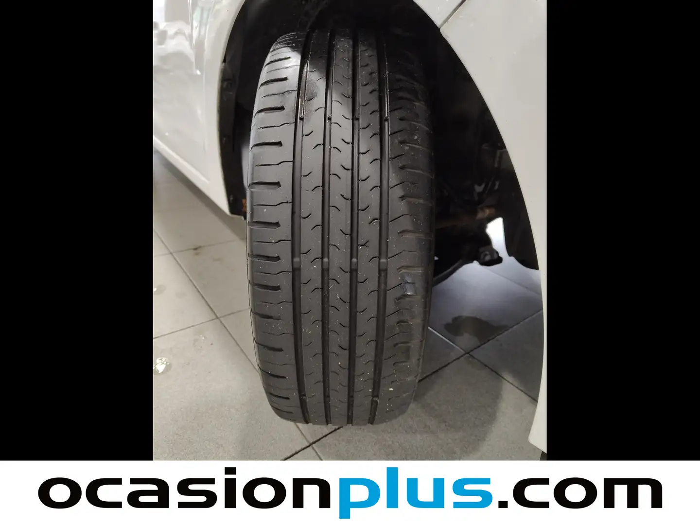 Foto Ford Ka+ Ford Ka+ 1.2 Ti-VCT Essential (70 CV)