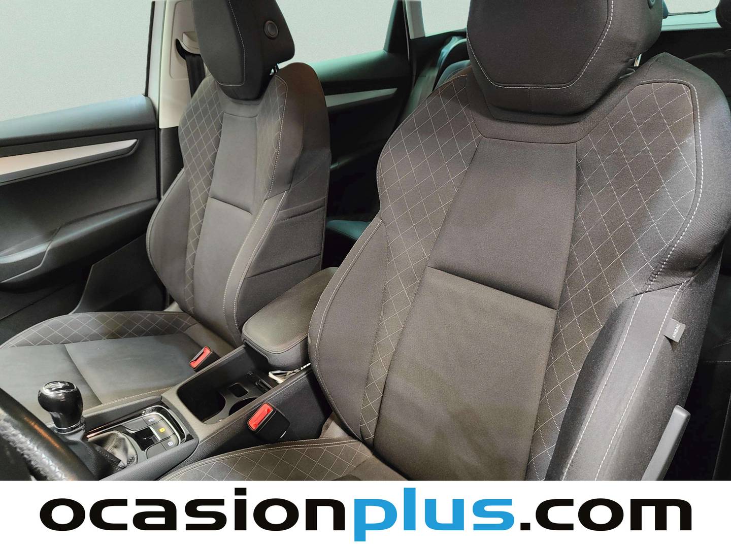 Skoda Karoq Skoda Karoq 1.6 TDI Ambition (115 CV) seminuevo