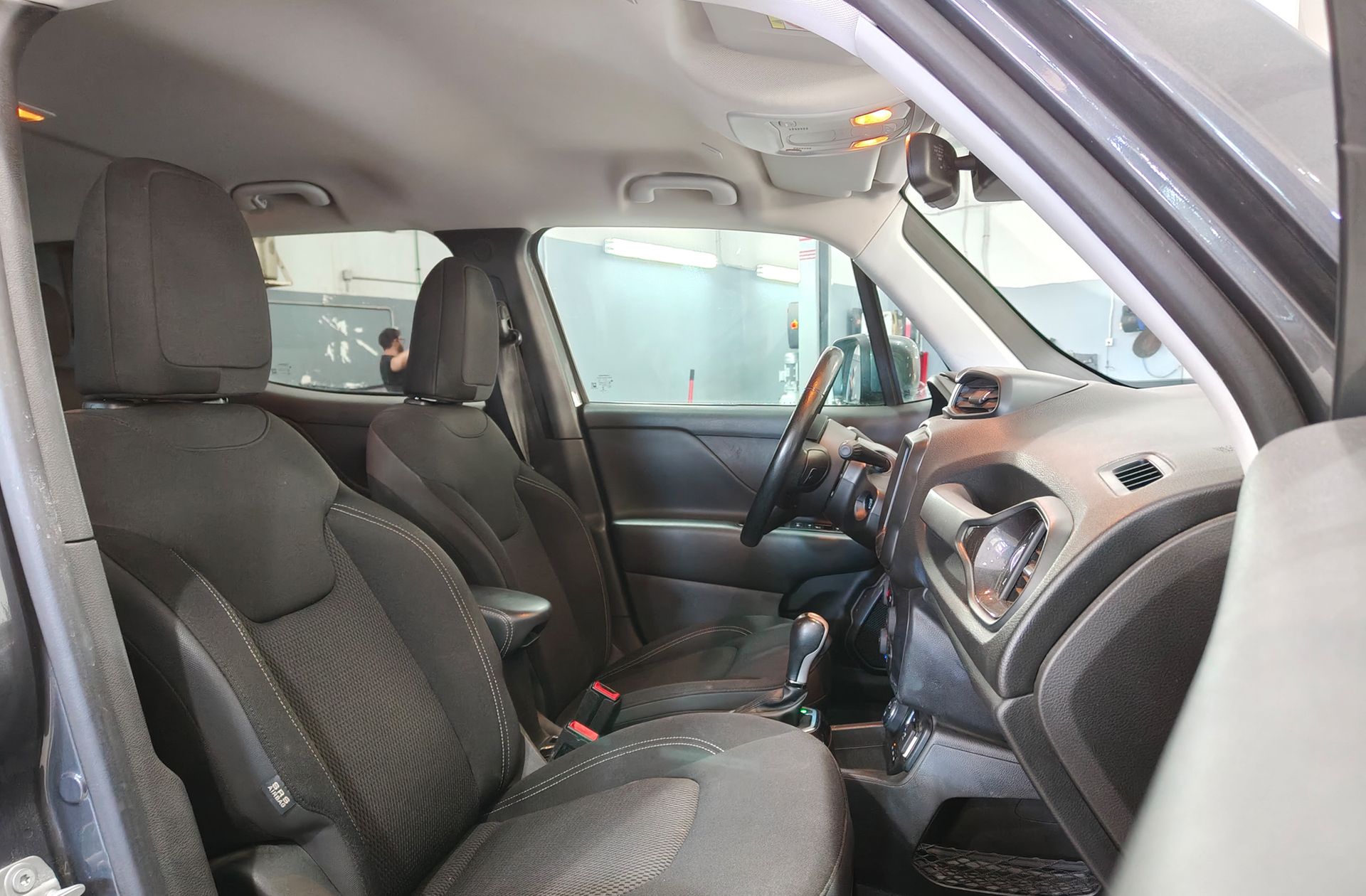 Jeep Renegade 1.3 PHEV S AWD - foto 17