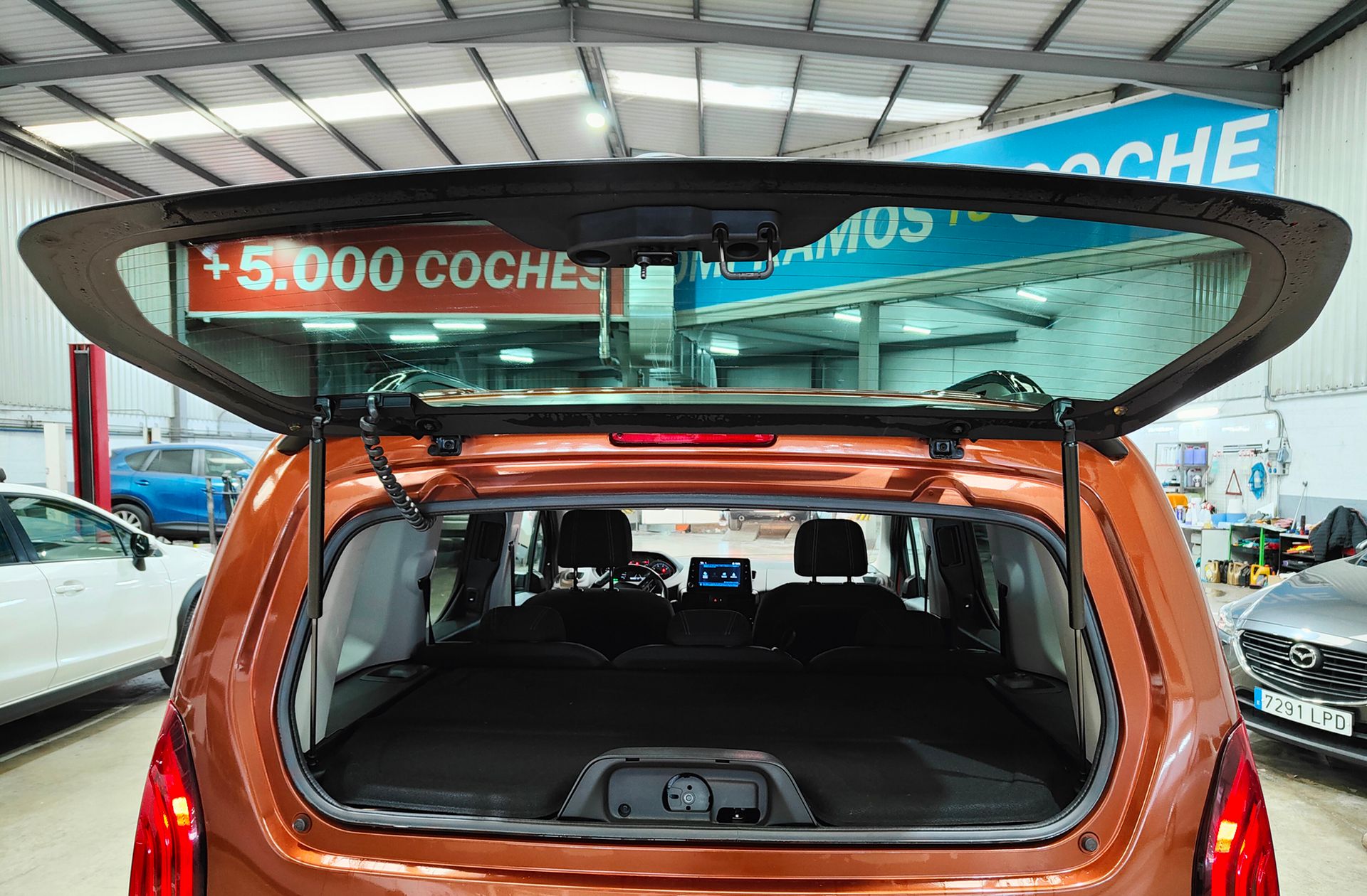 Peugeot Rifter PureTech 130 GT Line Standard EAT8 - foto 18