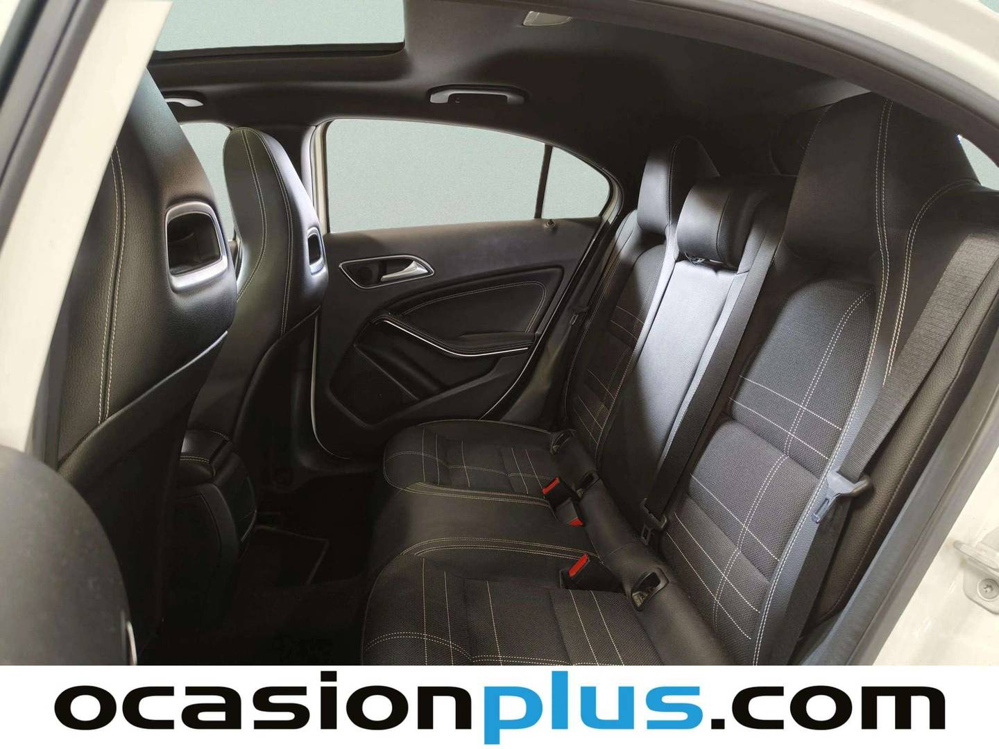 Foto asientos traseros Mercedes Clase A Mercedes Clase A 200 CDI Blue Efficiency Style (136 CV)