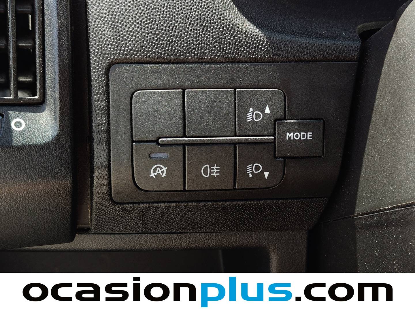 Acabados Opel Movano Opel Movano Furgon 2.2 BlueHDi Base L3H2 3.5T (140 CV)