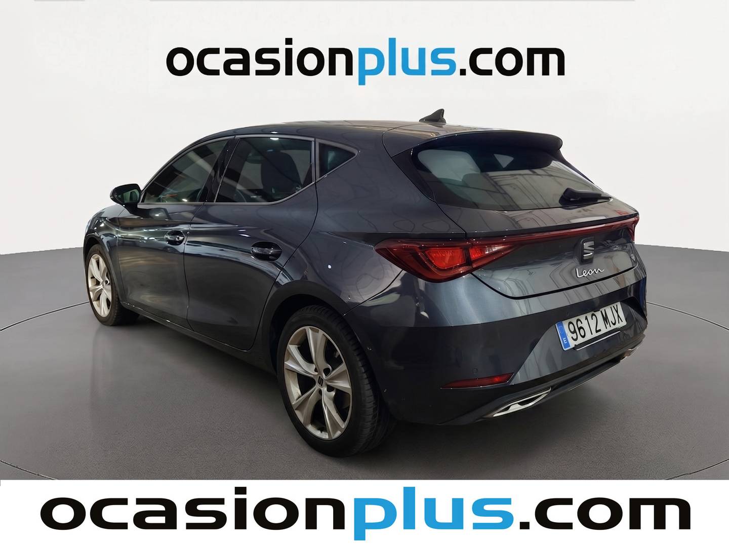 Foto trasera Seat León Seat León 1.0 eTSI S&S FR XXL ECO DSG  (110 CV) izquierda