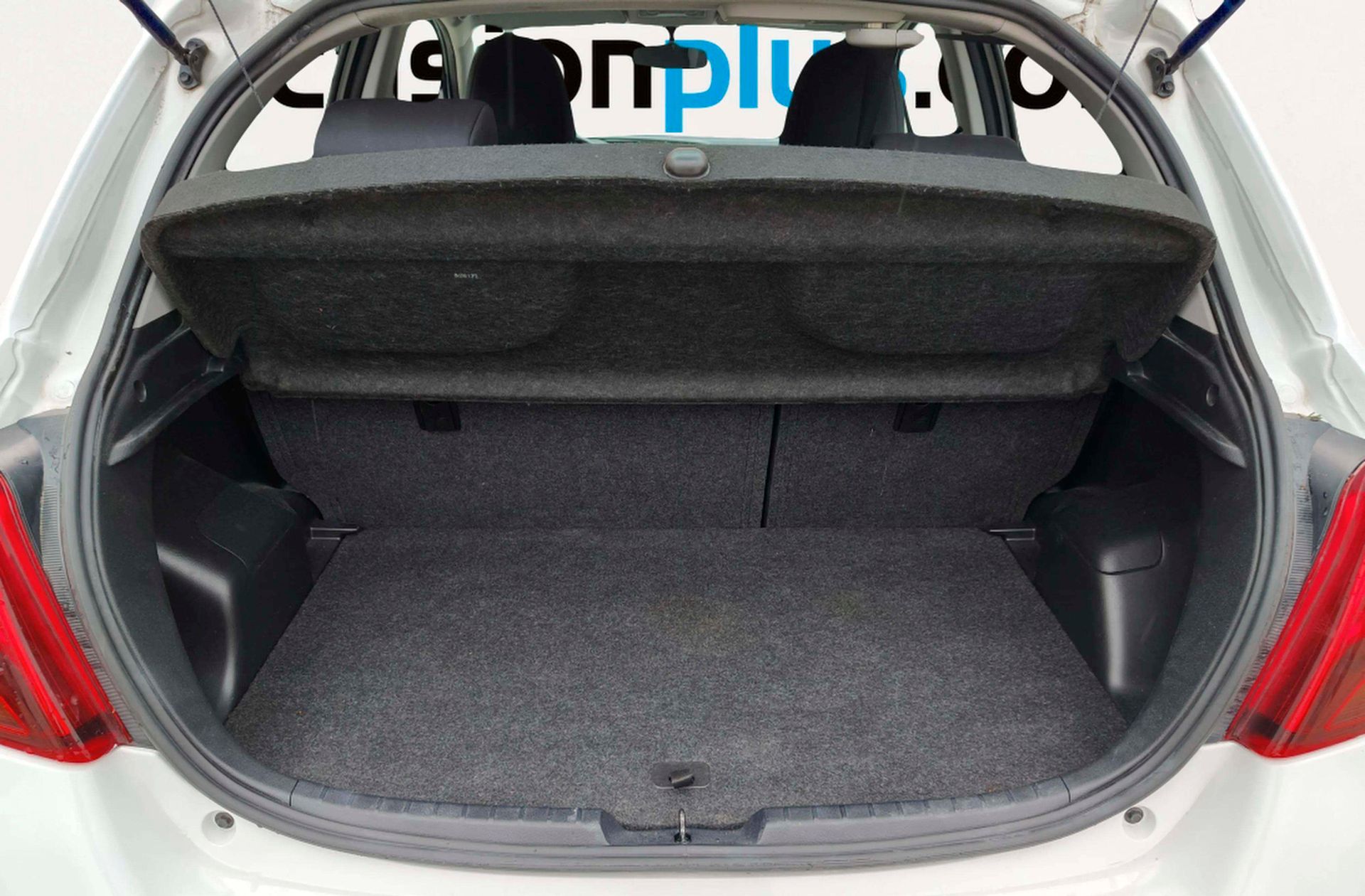 Toyota Yaris 1.3 Feel - foto 13