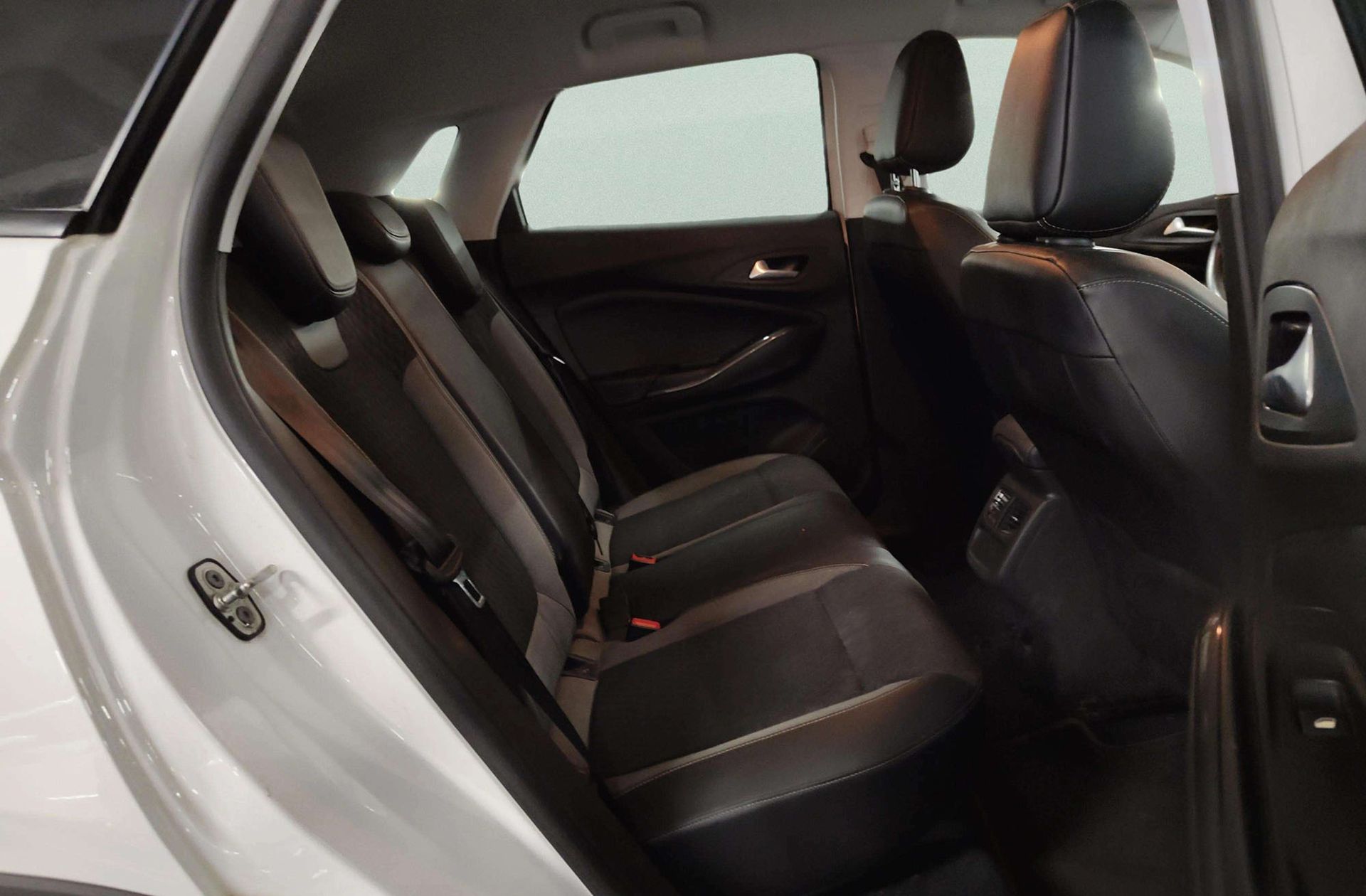 Opel Grandland 1.2 Turbo Opel 2020 - foto 17