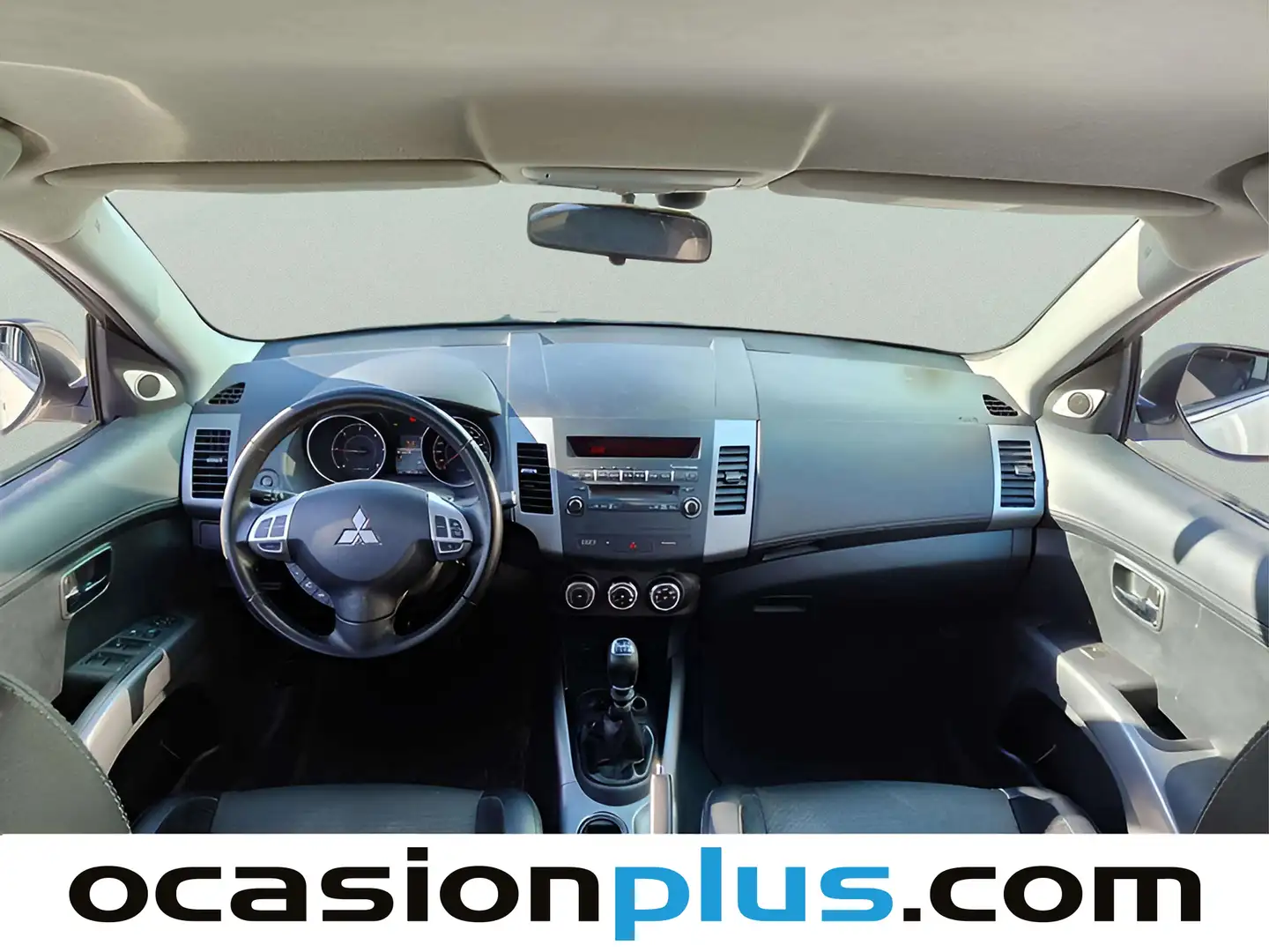 Foto Mitsubishi Outlander Mitsubishi Outlander 220 DI-D Motion 4WD (177 CV) 7 Plazas
