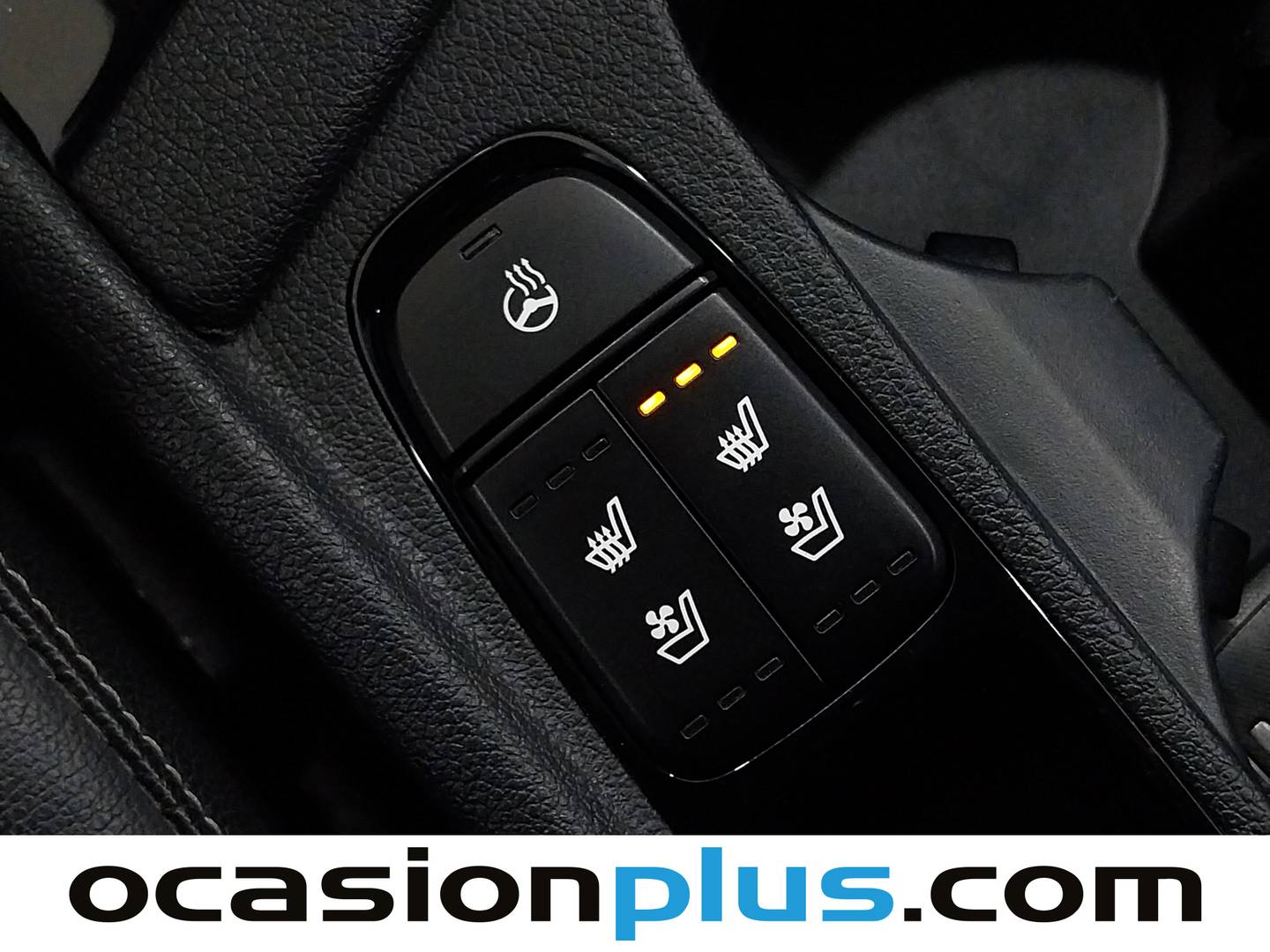 Equipamiento del KIA Niro KIA Niro 1.6 GDi HEV Híbrido Emotion (141 CV)