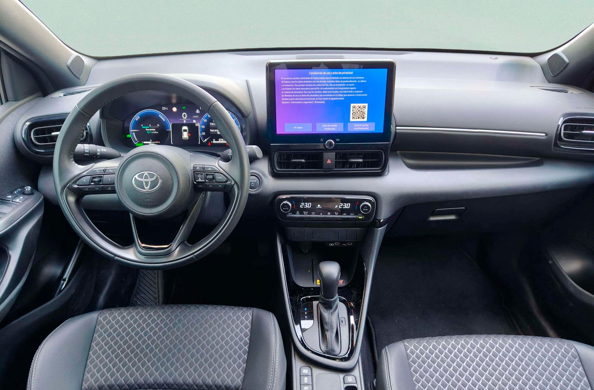 Toyota Yaris 120H Style - foto 6