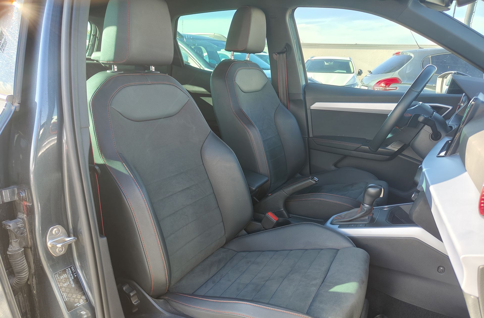 SEAT Arona 1.5 TSI FR XL DSG - foto 21