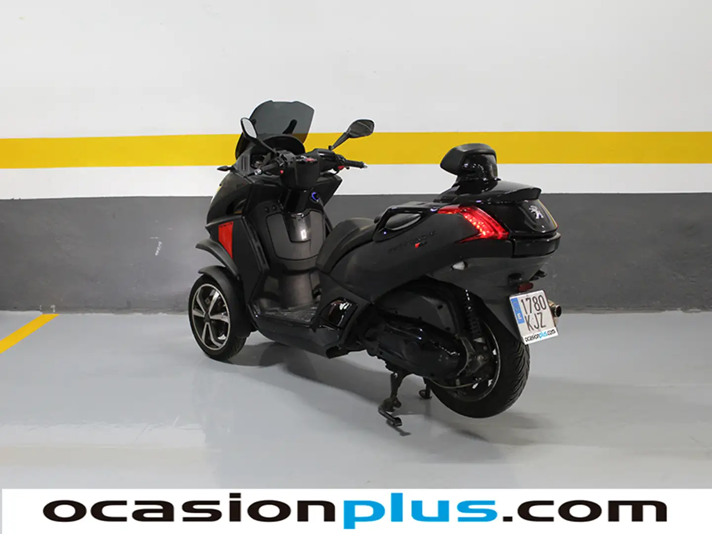 Foto Peugeot Metropolis 400 Peugeot Metropolis 400 Metropolis 400 (35 CV)