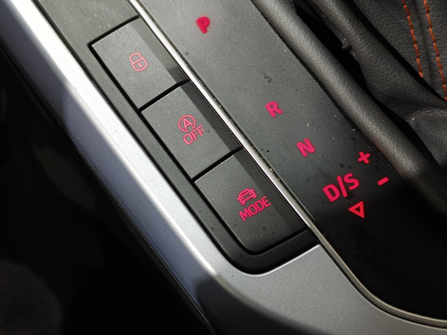 Foto Seat Arona SEAT Arona 1.5 TSI S&S FR XL DSG (150 CV)