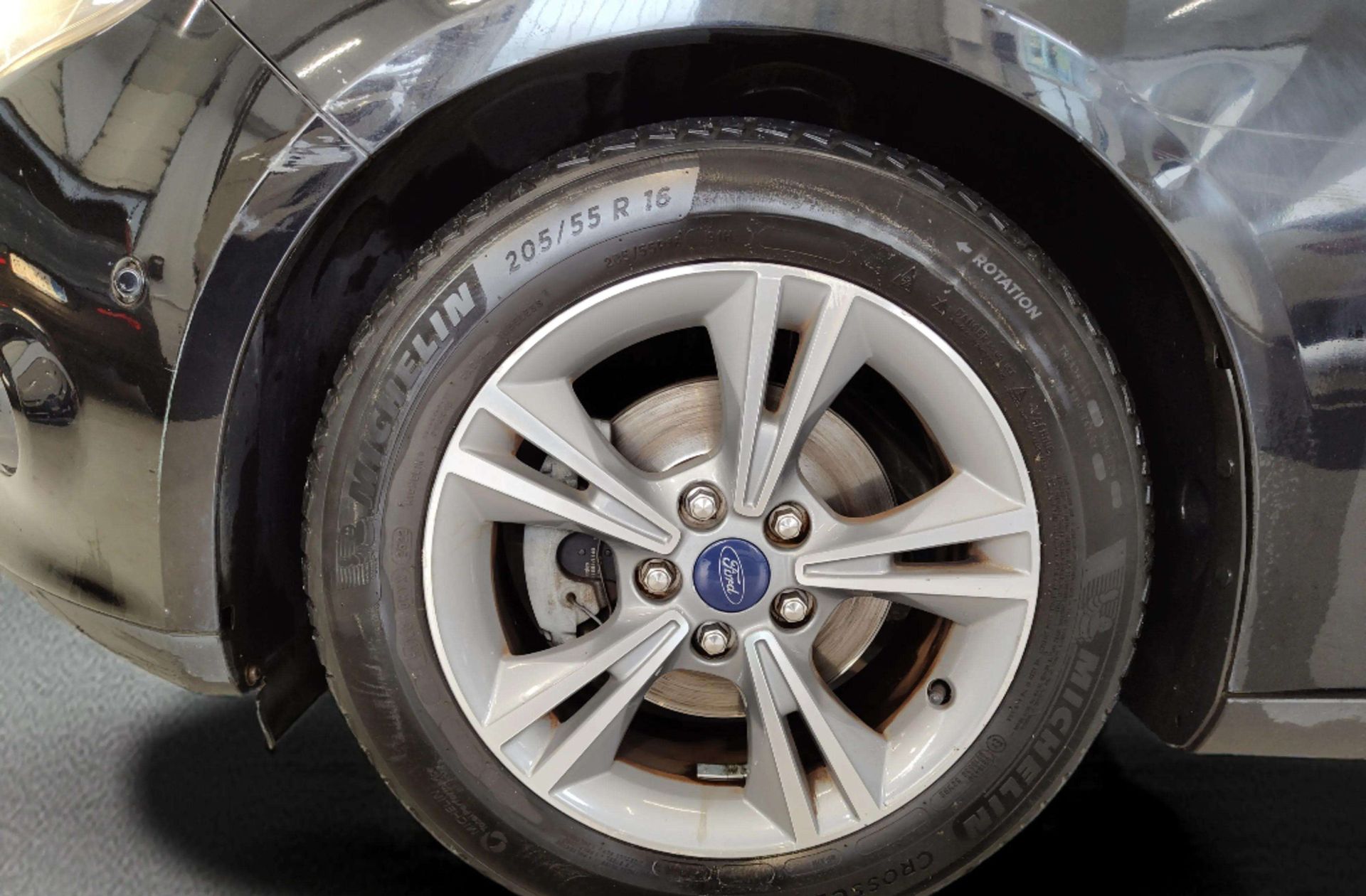 Ford Focus 1.0 EcoBoost Edition - foto 28
