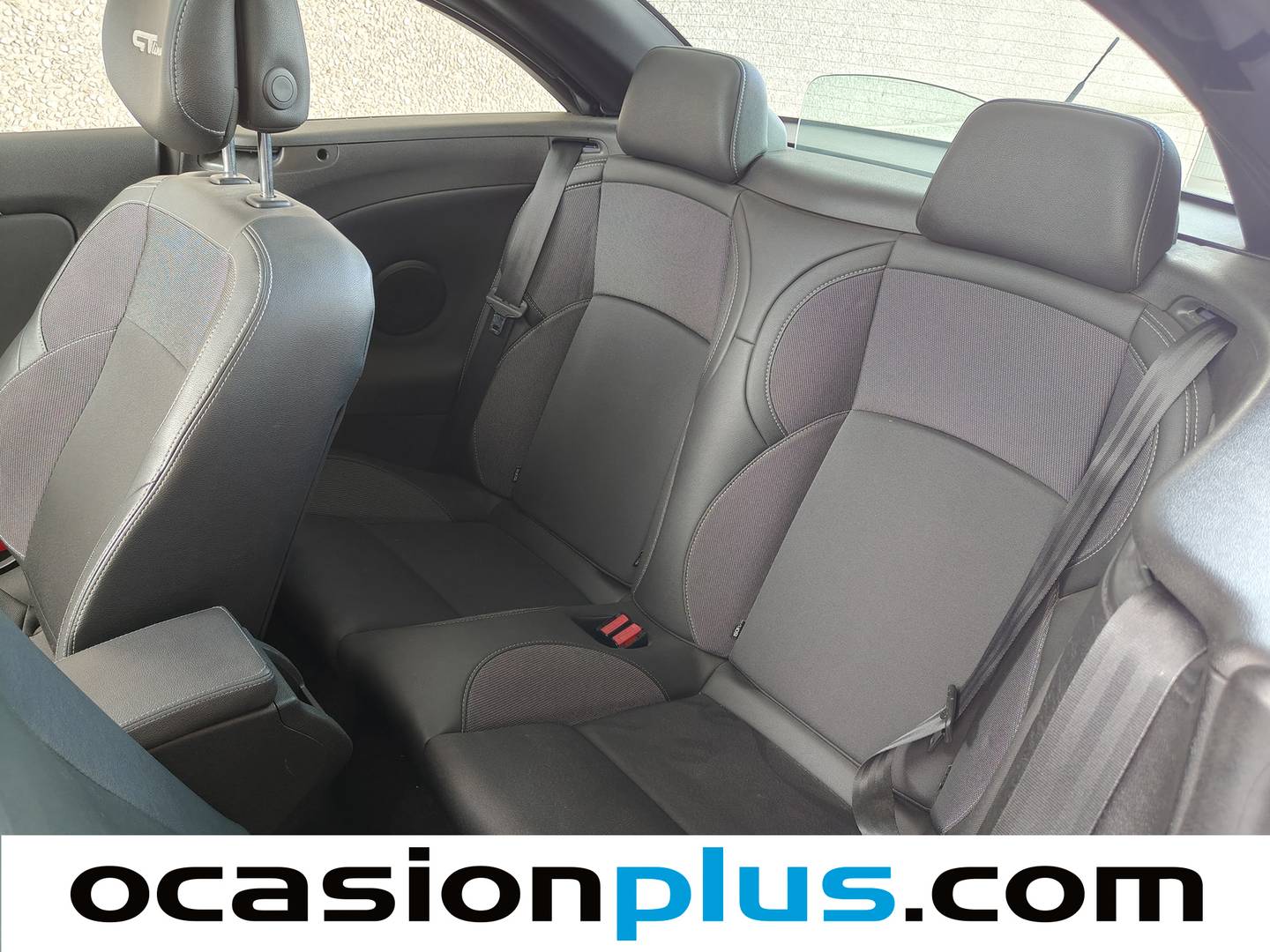 Foto asientos traseros Renault Mégane Renault Megane CC 1.5 dCi Dynamique (110 CV)