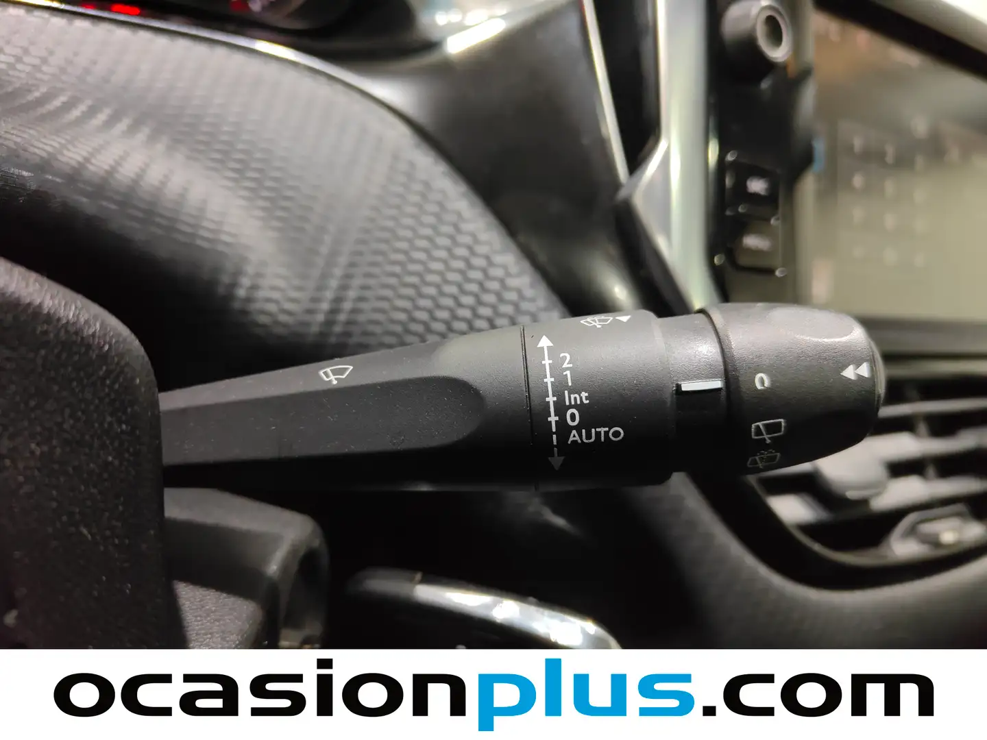 Foto Peugeot 2008 Peugeot 2008 PureTech 130 S&S Allure (130 CV)