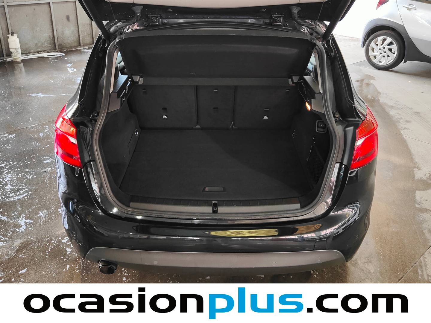 Foto BMW Serie 2 Active Tourer BMW Serie 2 218d Active Tourer (150 CV)