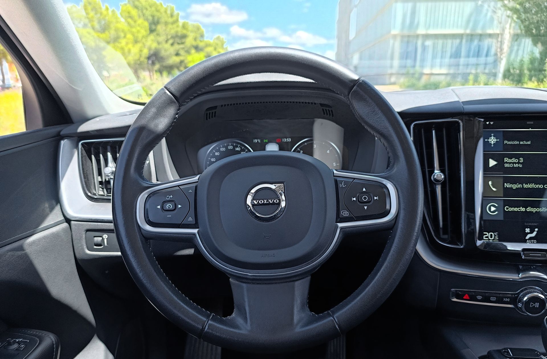 Volvo XC60 D3 Business Plus - foto 26
