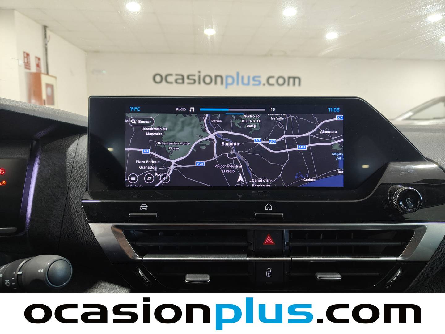 Extras y acabados del Citroën C4 Citroen C4 PureTech 130 S&S 6v Plus (131 CV)