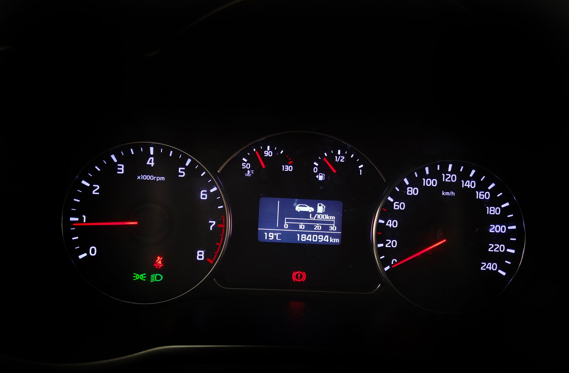 Kia Carens 1.6 GDi Uefa Euro 2016 Eco-Dynamics - foto 22