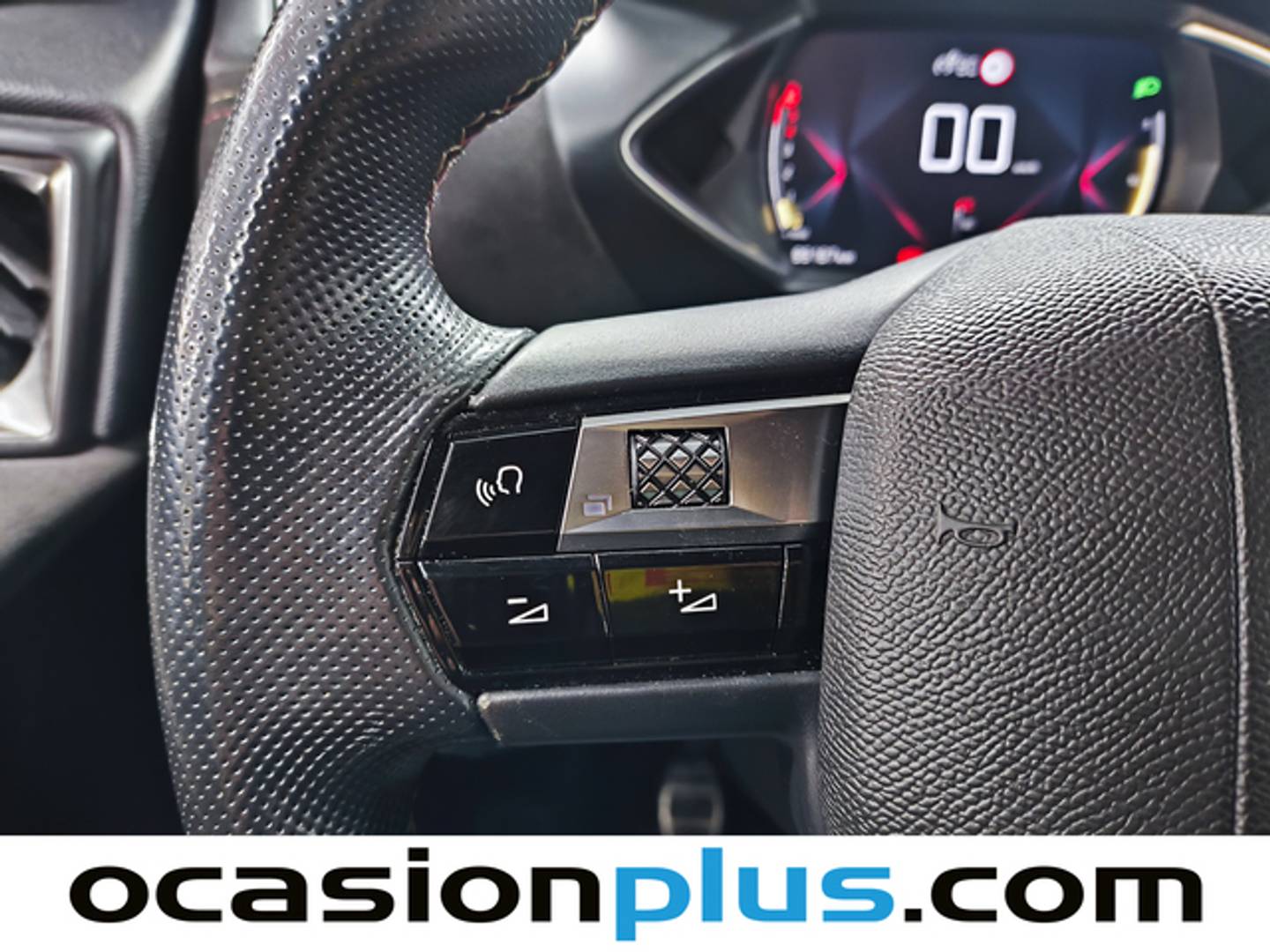 Foto DS DS 3 Crossback DS DS3 Crossback Performance Line BlueHDi (110 CV)