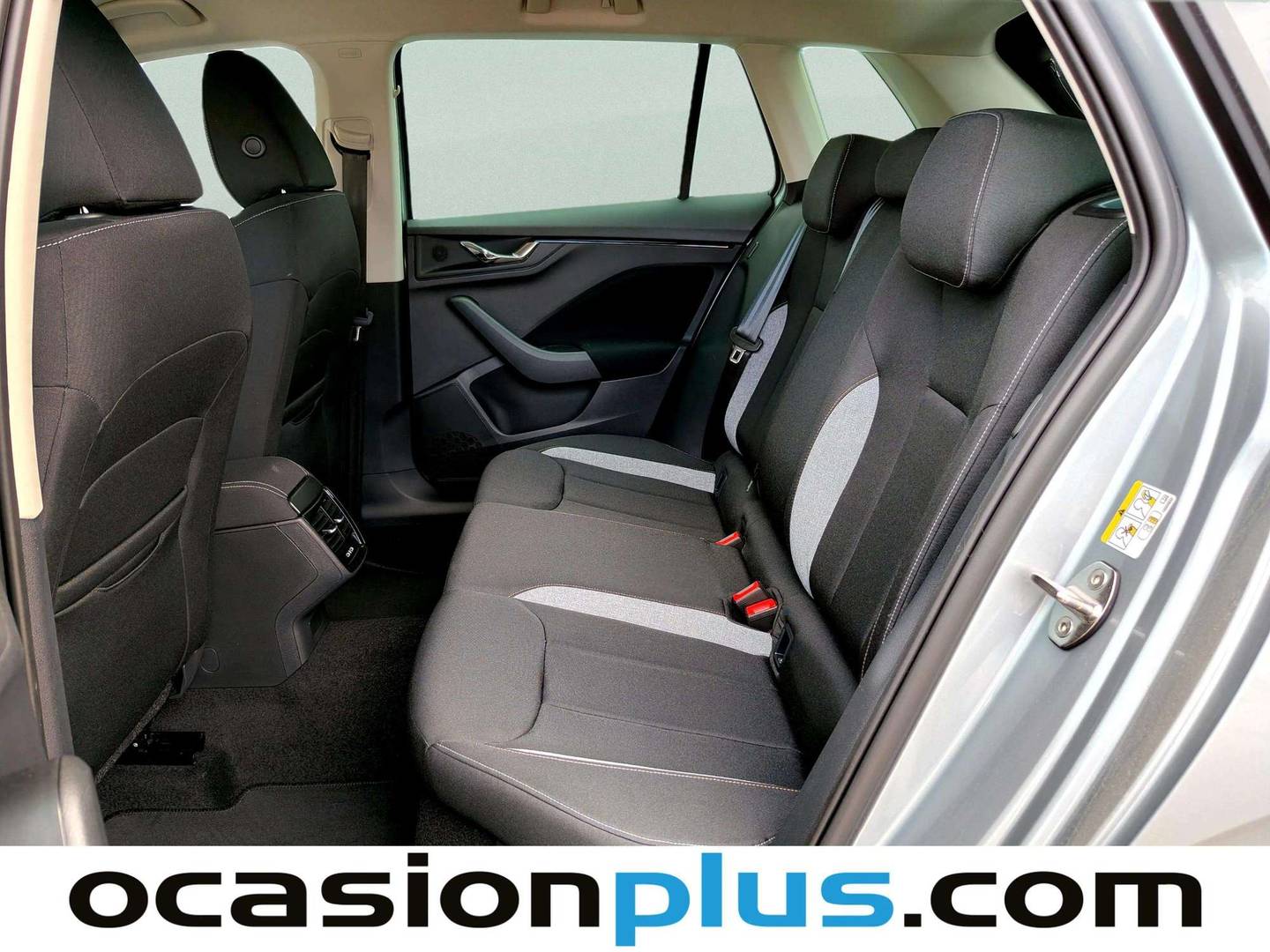 Foto asientos traseros Skoda Kamiq Skoda Kamiq 1.0 TSI Selection DSG (115 CV)