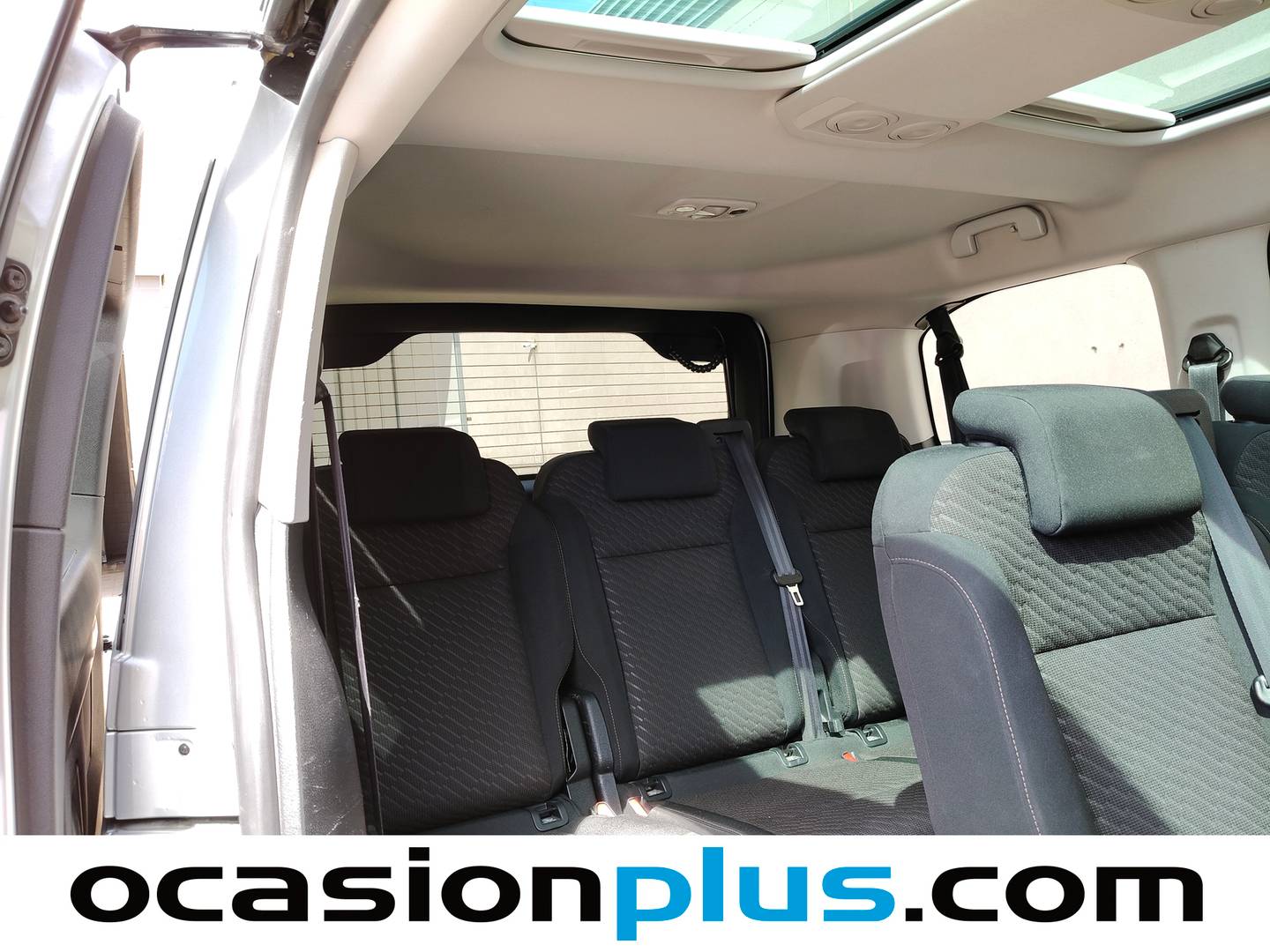 Acabados Toyota Proace Verso Toyota Proace Verso Combi 2.0D Family Advance LARGO (L2)  (150 CV)