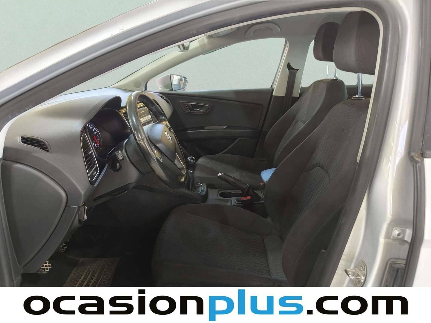 Foto asientos delanteros Seat León Seat León 1.6 TDI S&S Style (110 CV)