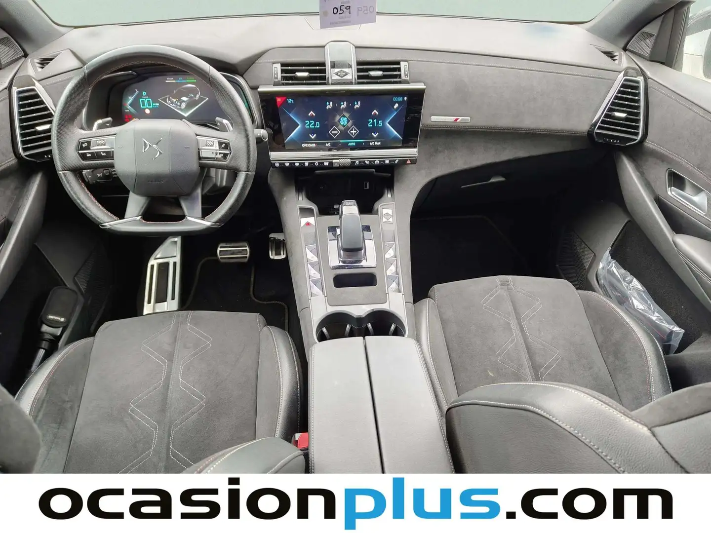 Foto DS DS 7 Crossback DS DS7 Crossback E-Tense 300 Performance Line+ 4WD Auto (300 CV)