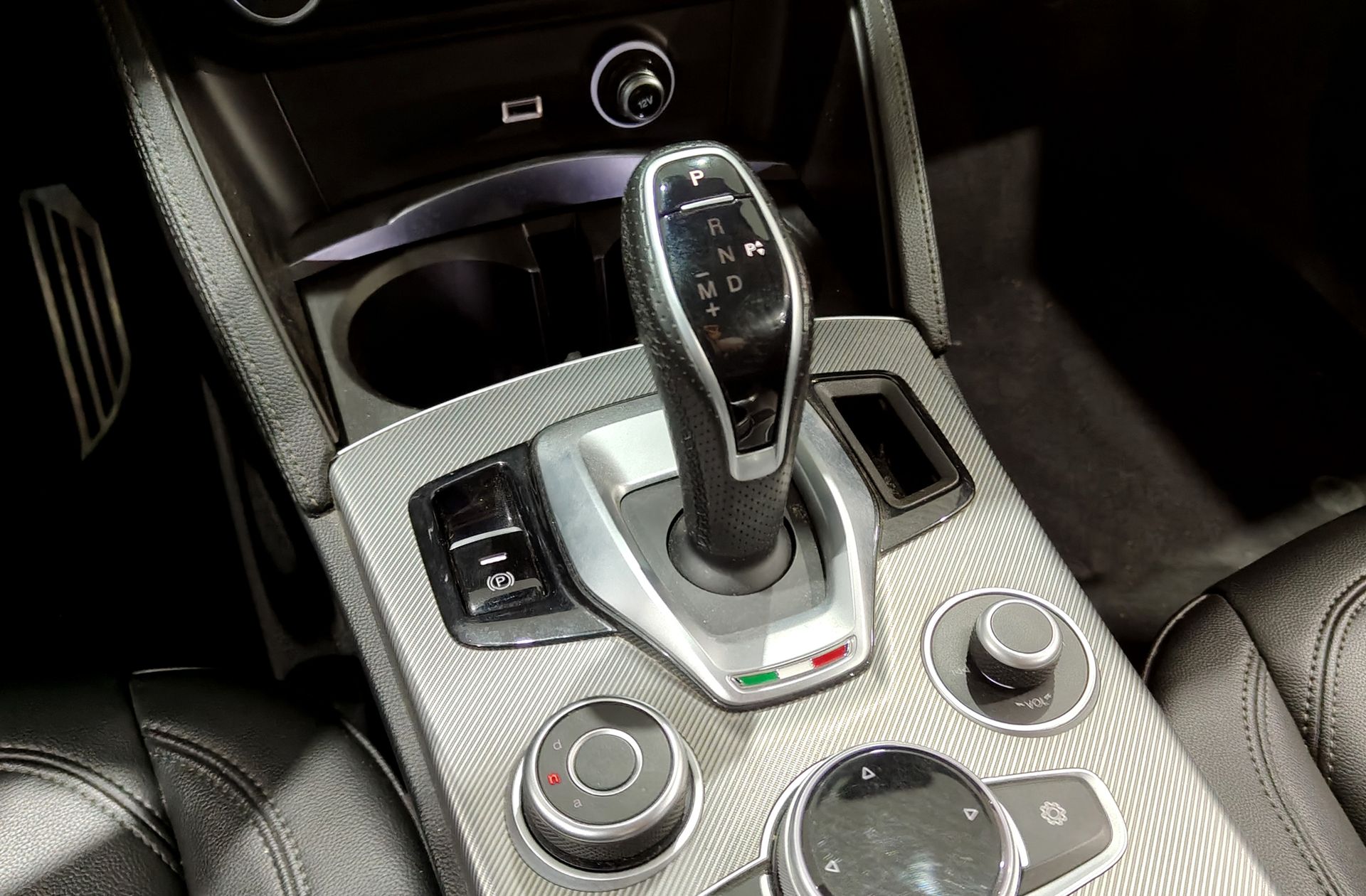 Alfa Romeo Stelvio 2.2 Diesel Sprint AWD - foto 5