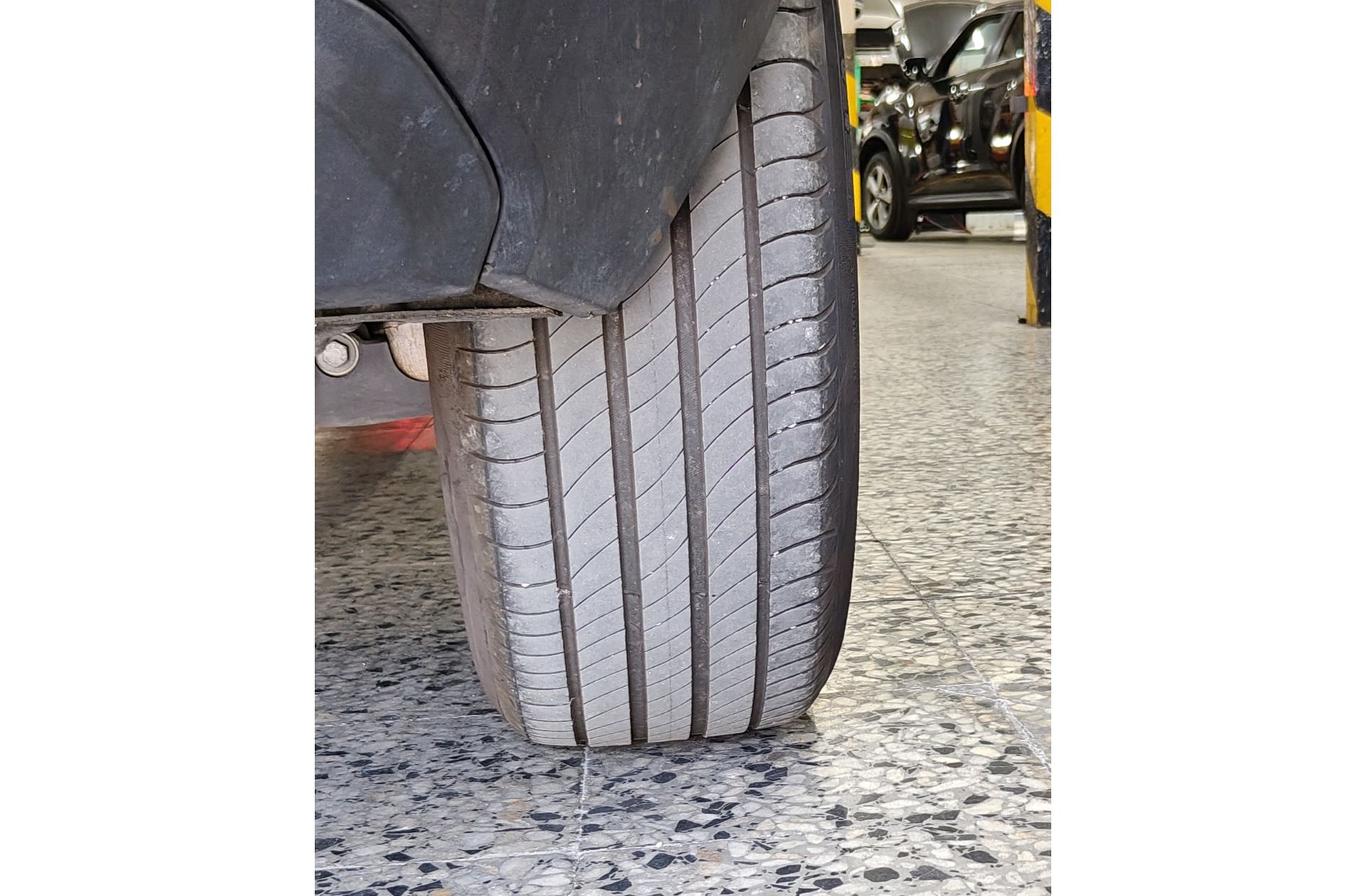 Volvo XC40 T2 Momentum Core - foto 38