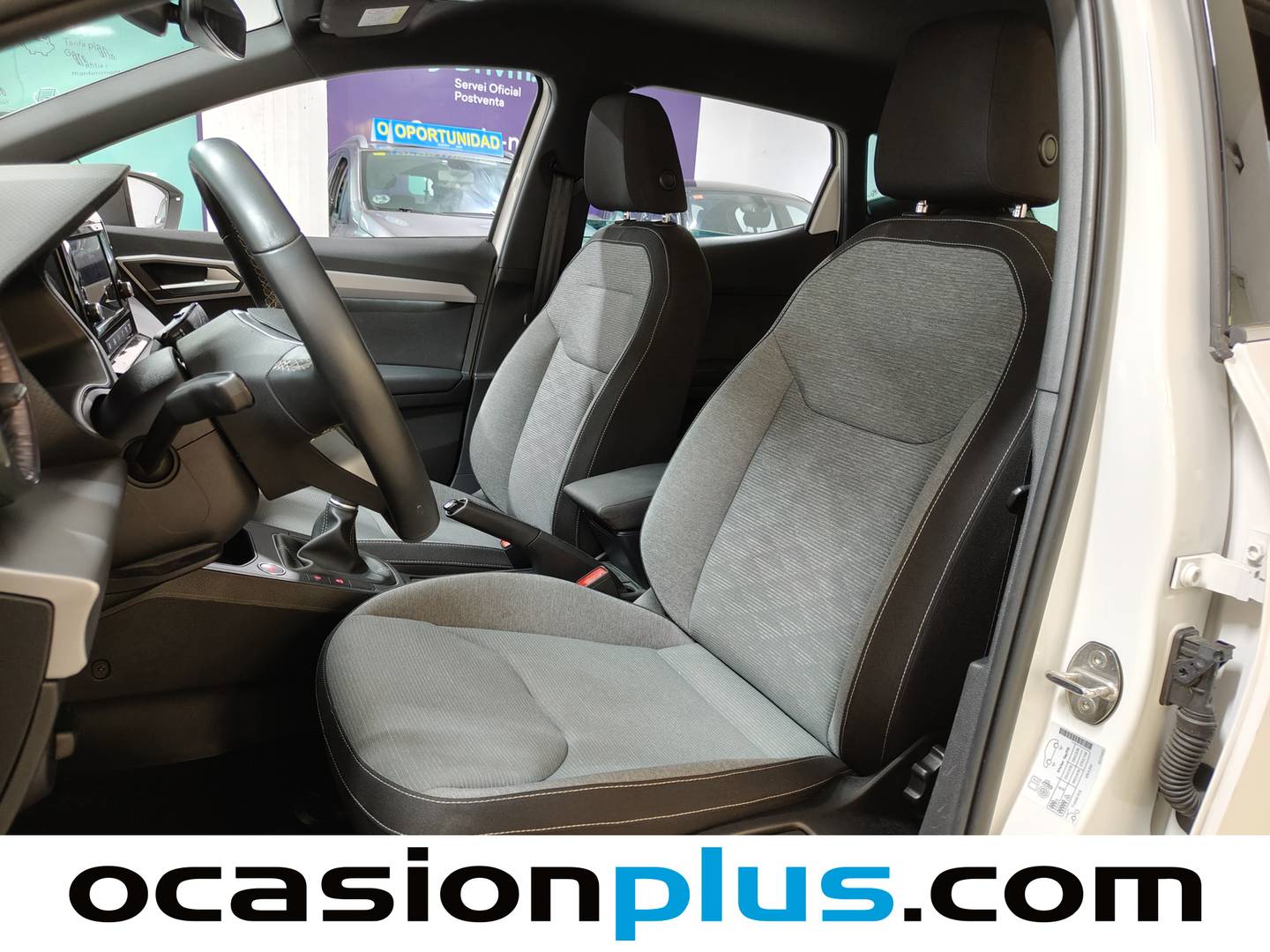 Foto asientos delanteros Seat Ibiza Seat Ibiza 1.0 TSI S&S Xcellence (115 CV)