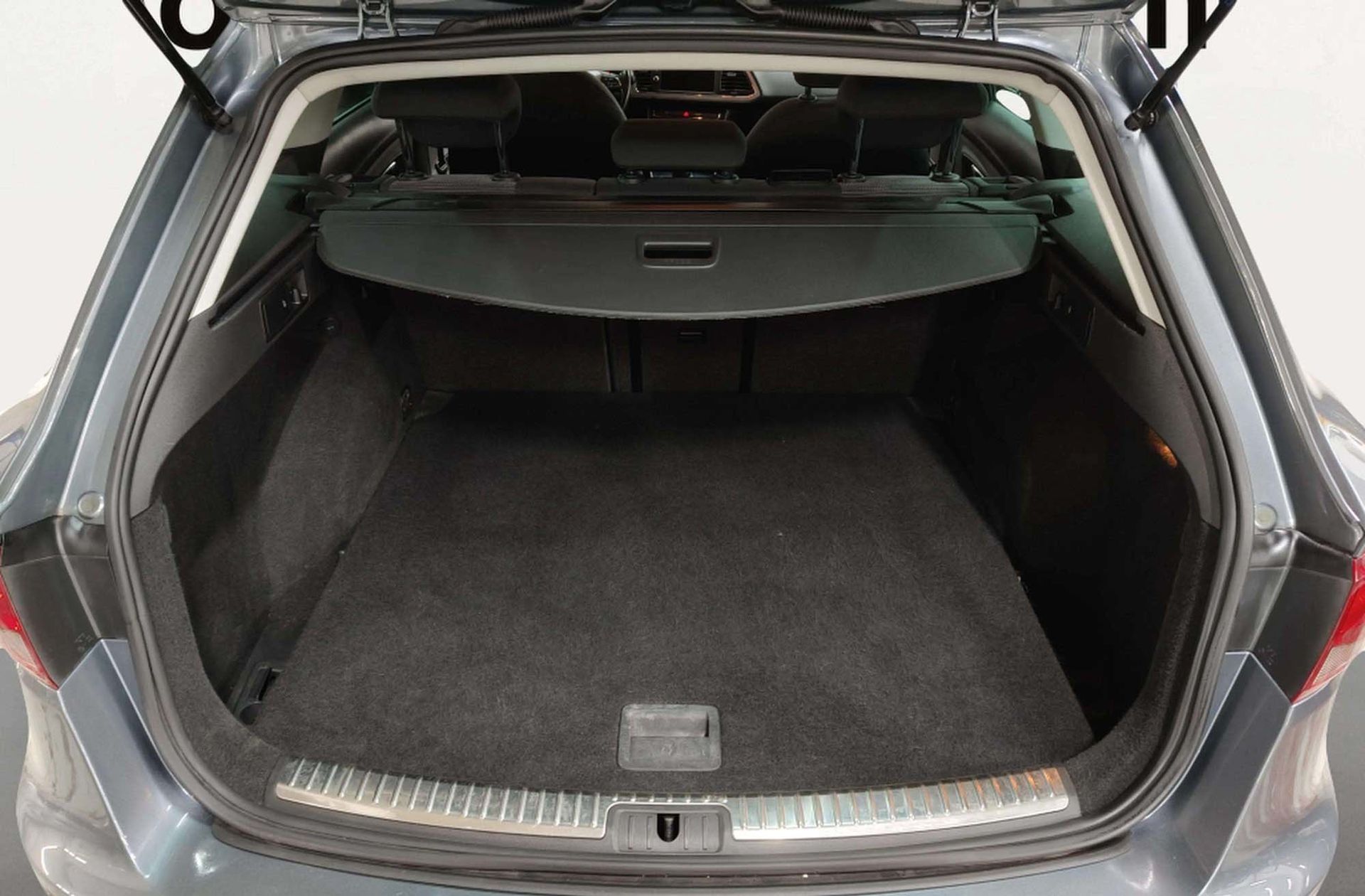 SEAT León ST 1.6 TDI Style Plus - foto 14