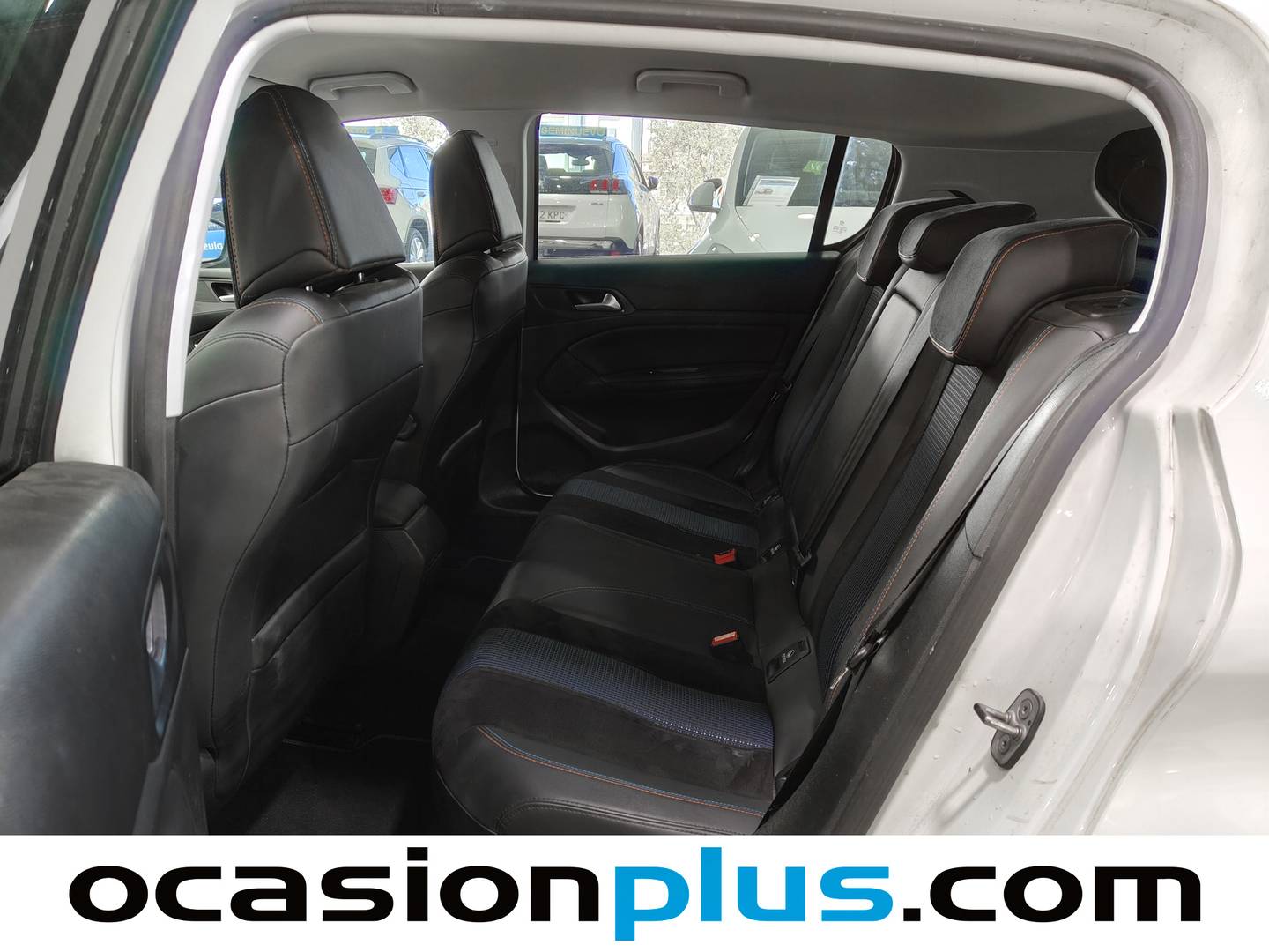 Foto asientos traseros Peugeot 308 Peugeot 308 PureTech 130 Tech Edition (130 CV)