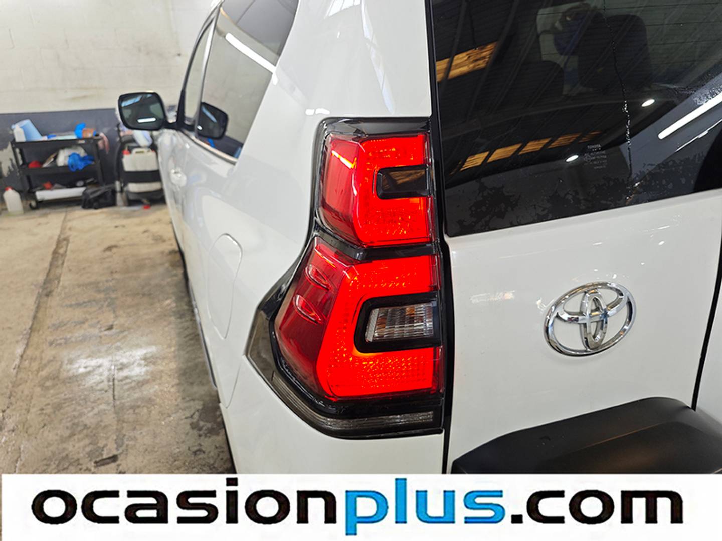 Foto Toyota Land Cruiser Toyota Land Cruiser 2.8 D-4D VXL Auto (177 CV)