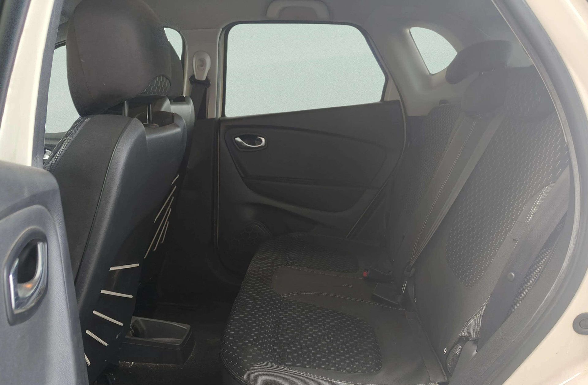 Renault Captur Zen Energy dCi Ecoleader - foto 11