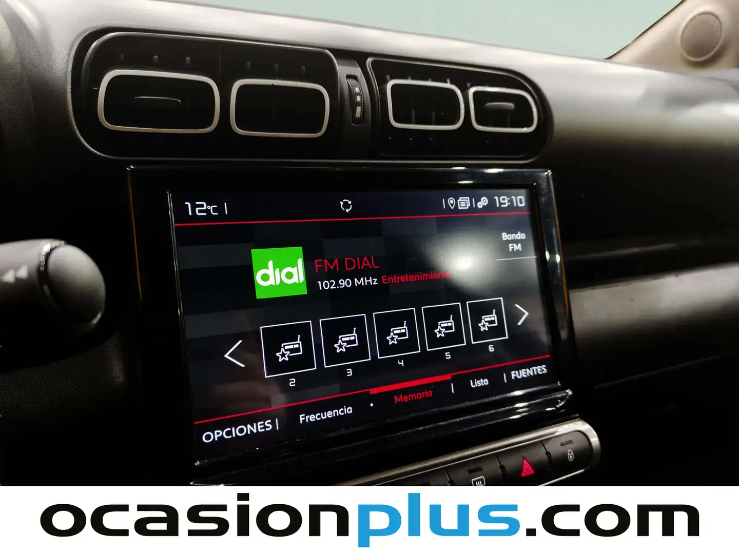 Foto Citroën C3 Aircross Citroen C3 Aircross PureTech 130 Shine Pack EAT6 (131 CV)