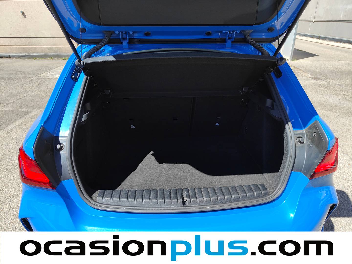 Fotos maletero BMW Serie 1 BMW Serie 1 118d (150 CV) Pack M
