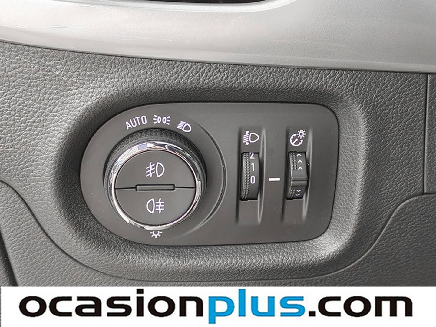 Foto Opel Astra Opel Astra 1.4 Turbo SHT Elegance CVT Auto (145 CV)