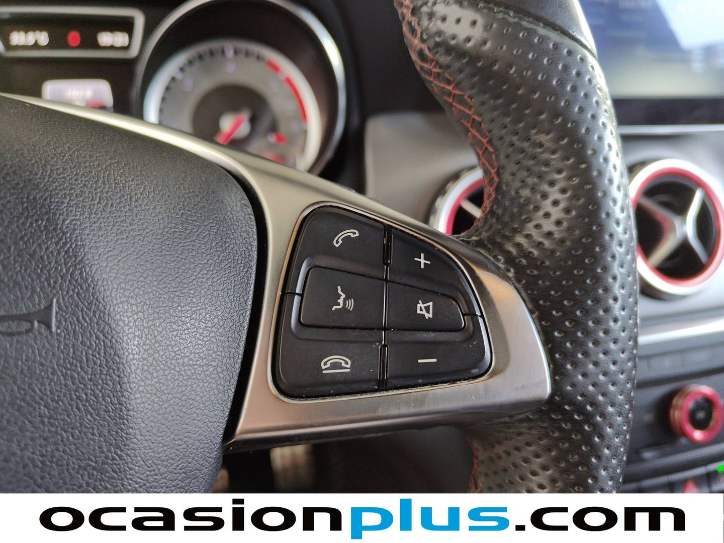 Mercedes GLA Mercedes GLA 200 d AMG Line (136 CV) al mejor precio