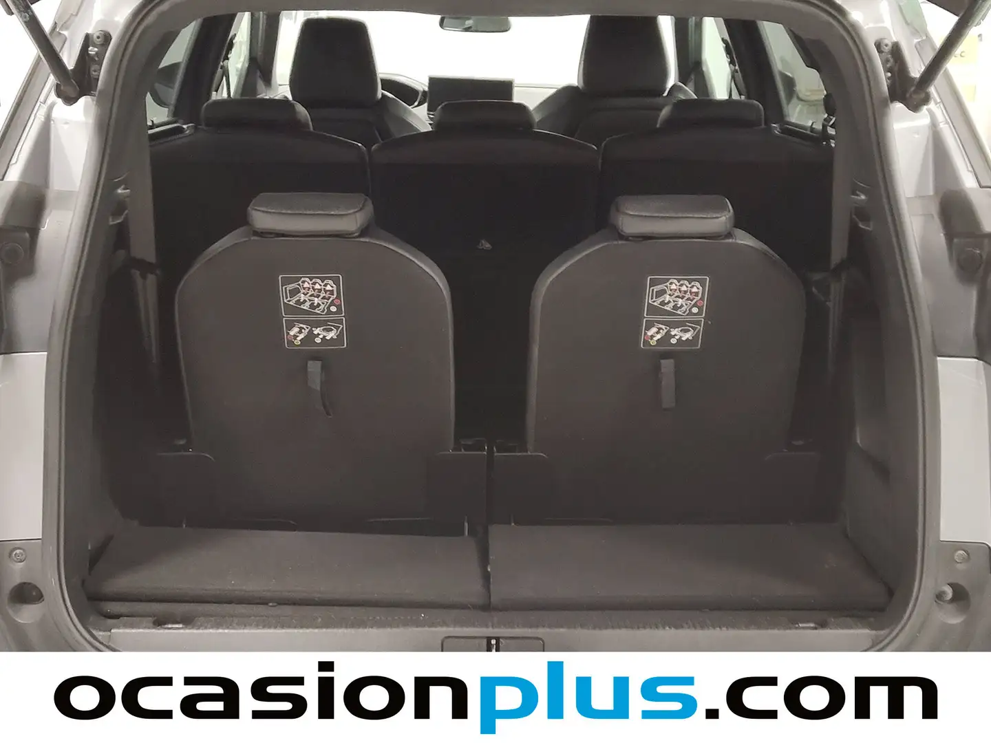 Foto Peugeot 5008 Peugeot 5008 PureTech 130 S&S Allure Pack EAT8 (130 CV) 7 plazas