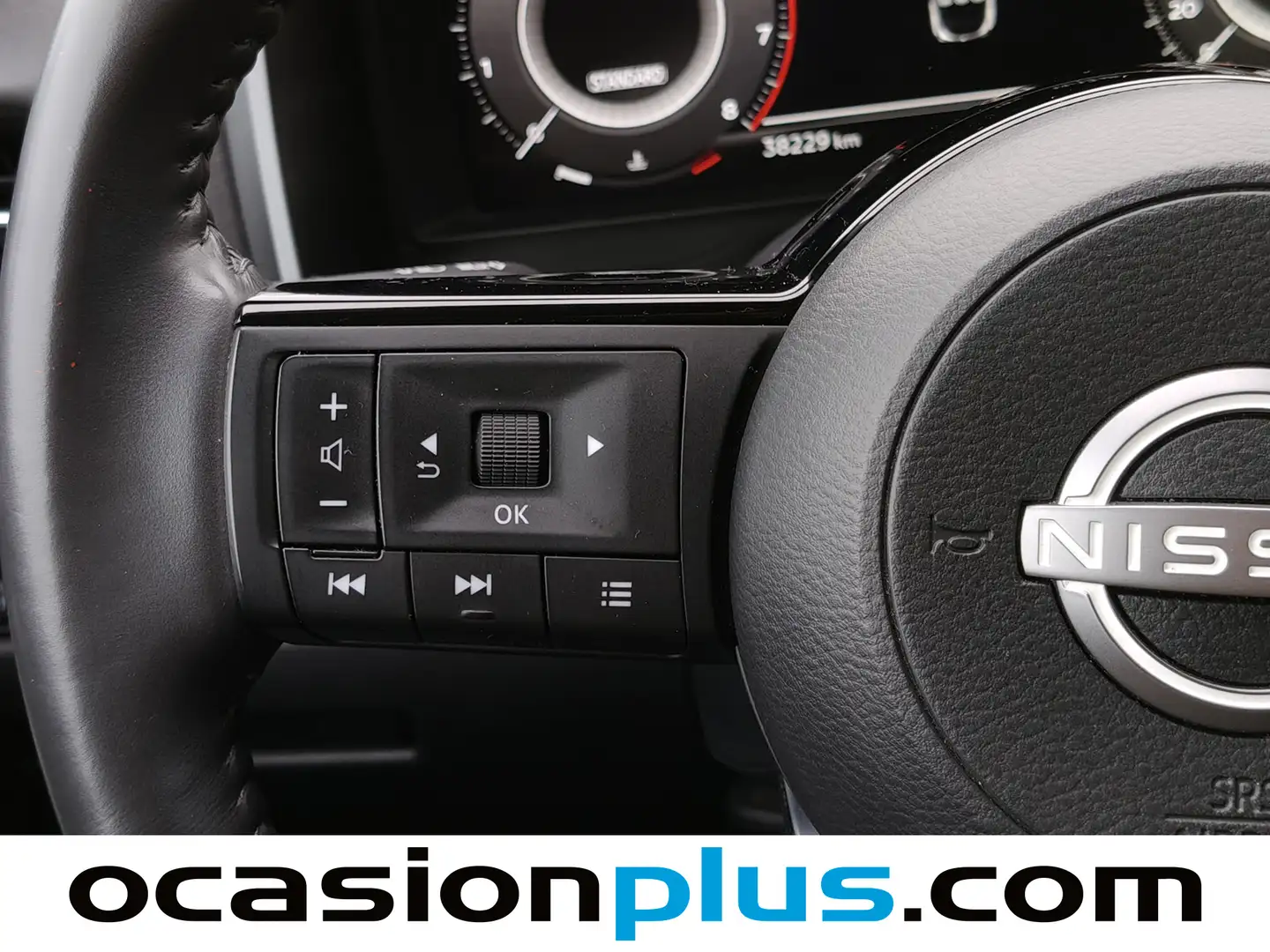 Foto Nissan QASHQAI Nissan Qashqai 140 mHEV N-Connecta 4x2 (140 CV)