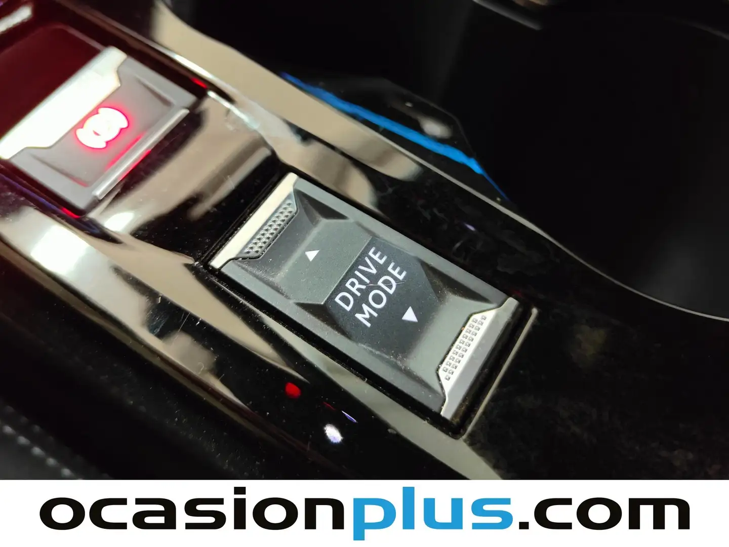 Foto Peugeot 2008 Peugeot 2008 PureTech 130 GT (130 CV)