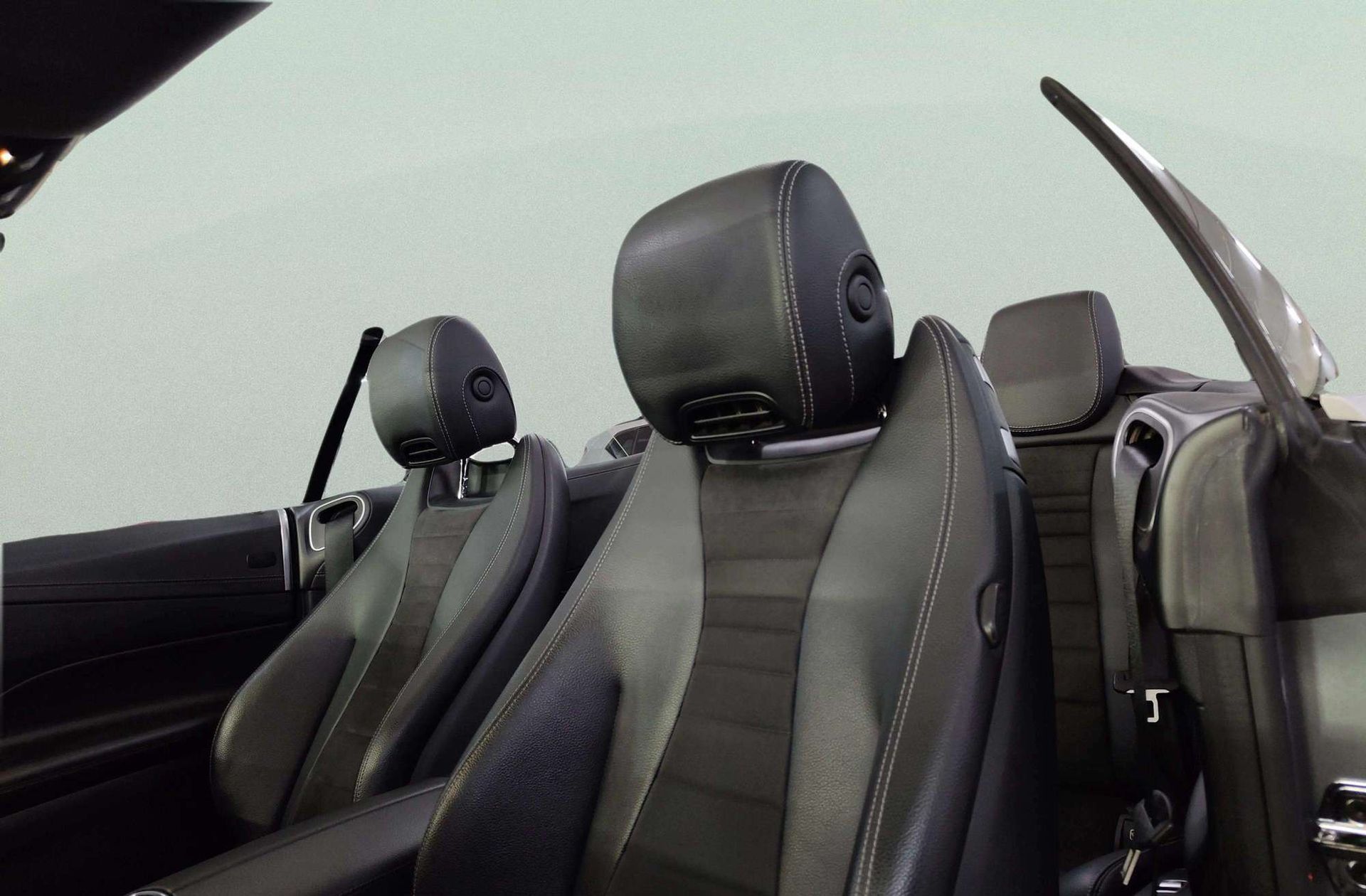 Mercedes-Benz Clase E 220 d Cabrio Pack AMG - foto 15