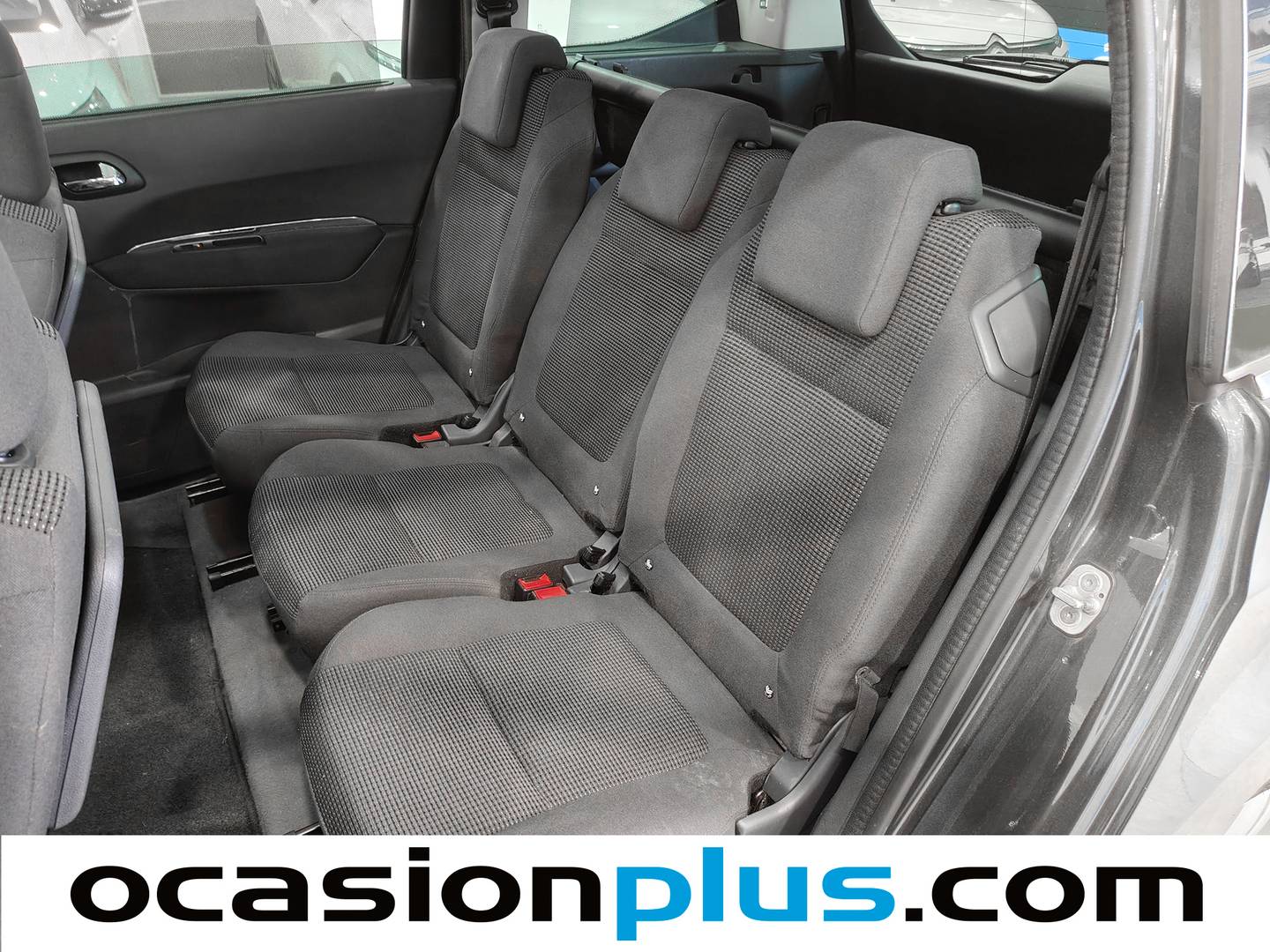 Foto Peugeot 5008 Peugeot 5008 1.6 BlueHDi FAP Allure (120 CV) 7 Plazas